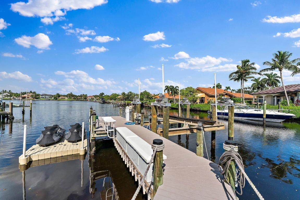 18808 SE Windward Island Lane