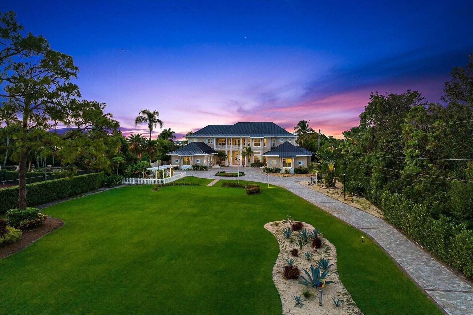 5874 Pennock Point Road