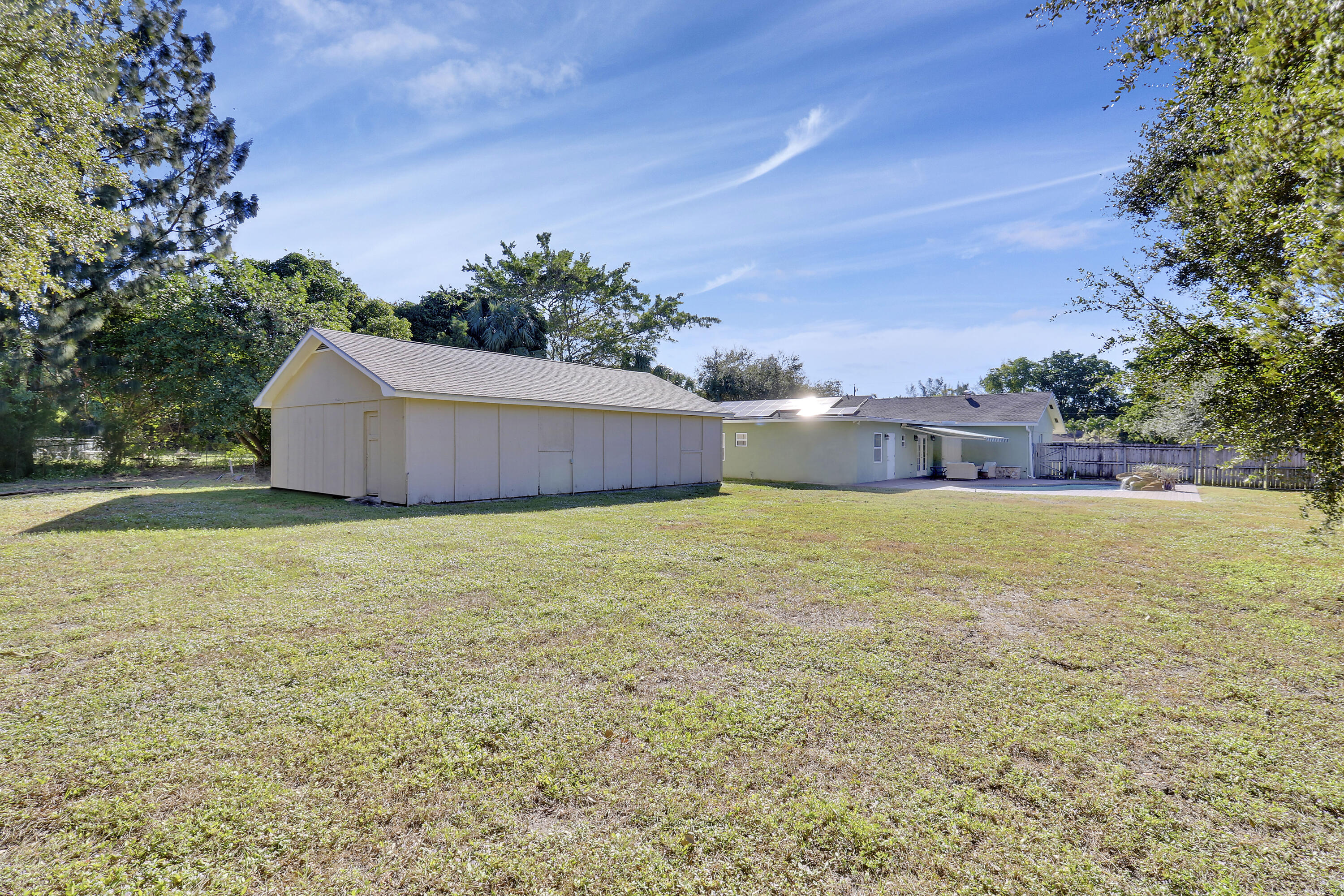 2867 Oak Drive