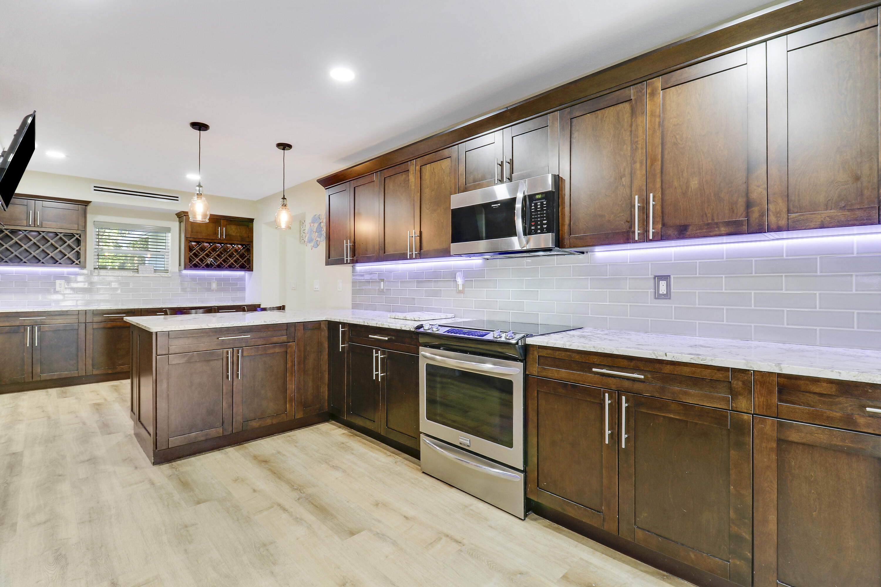 2867 Oak Drive