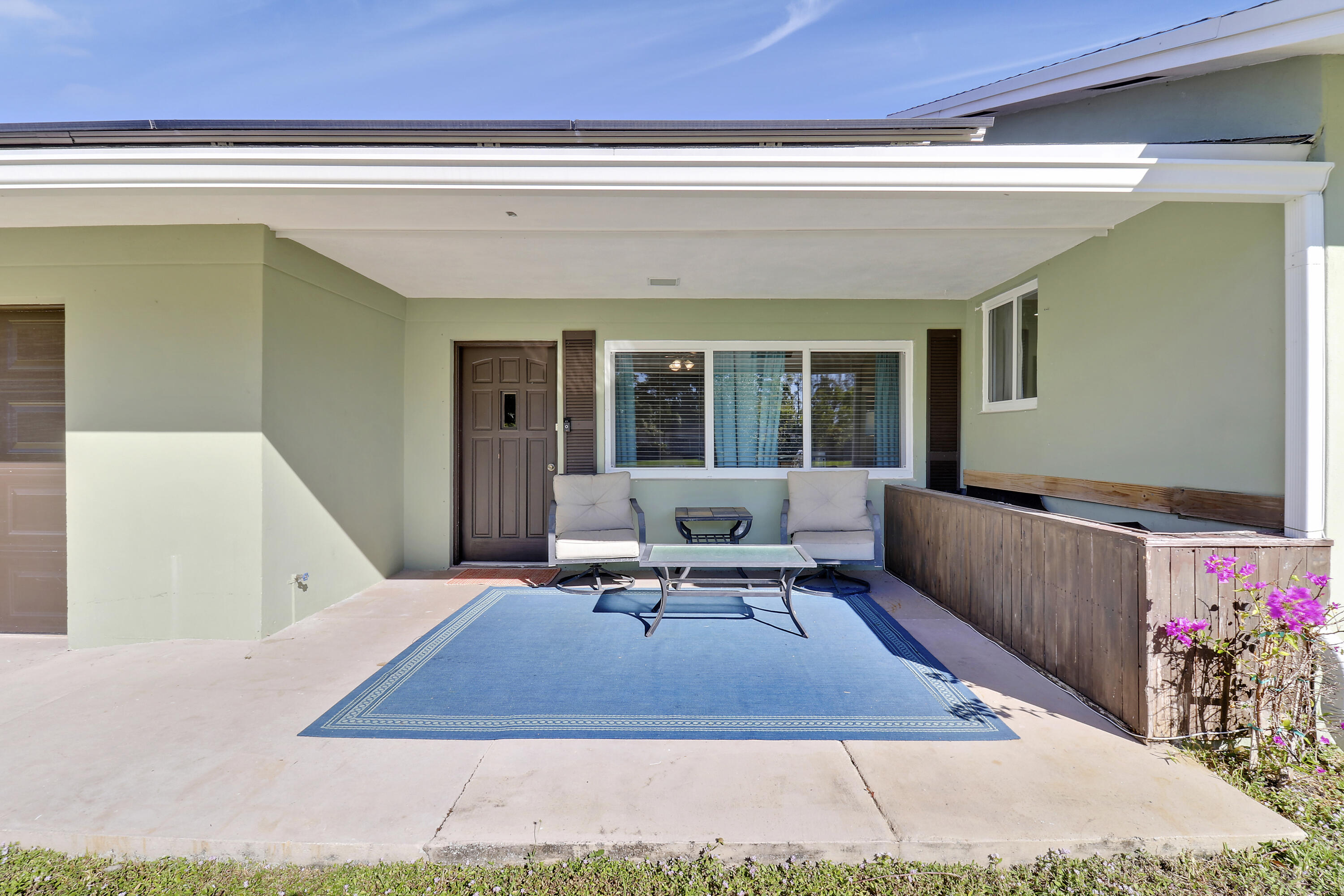 2867 Oak Drive