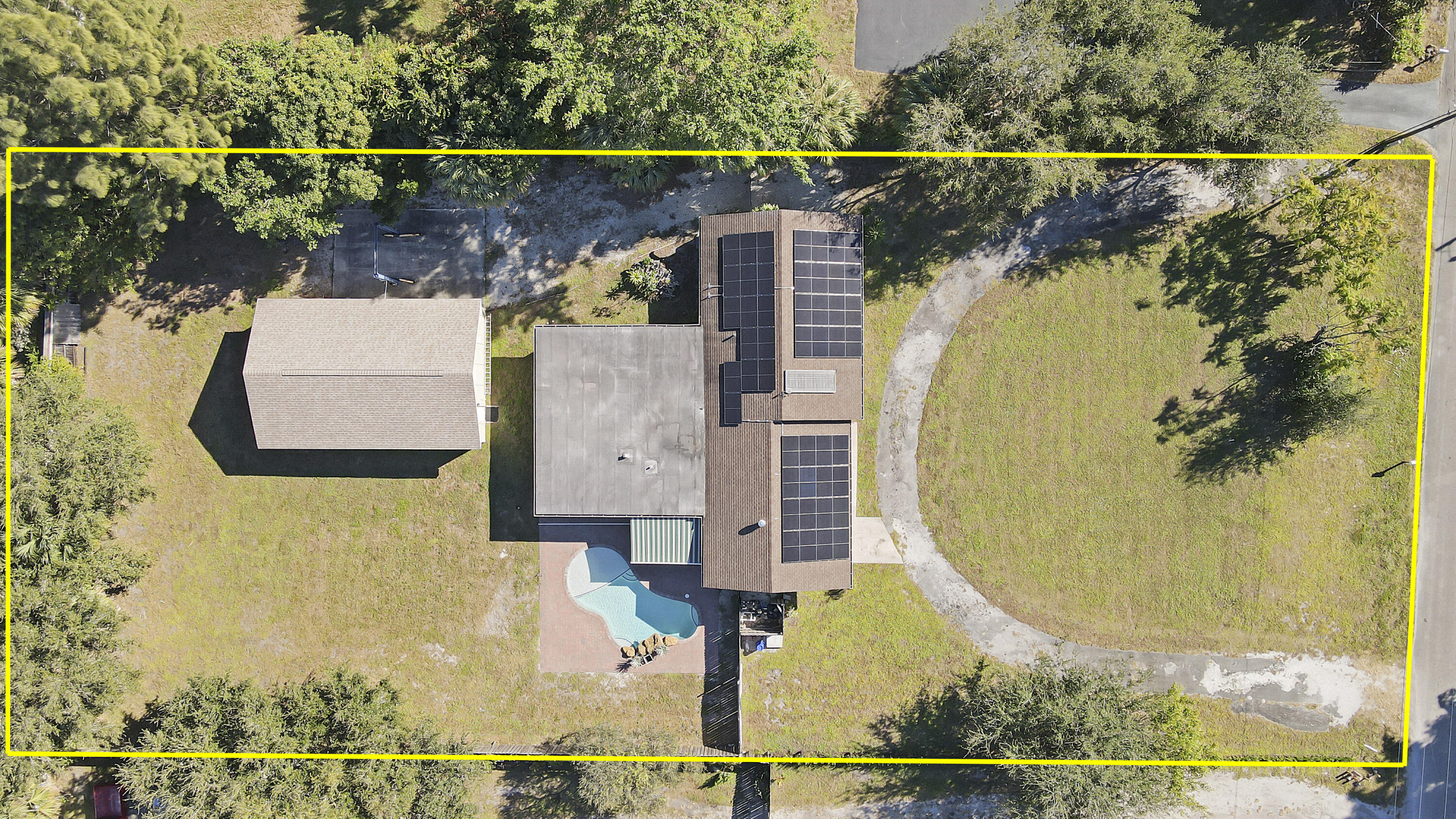 2867 Oak Drive