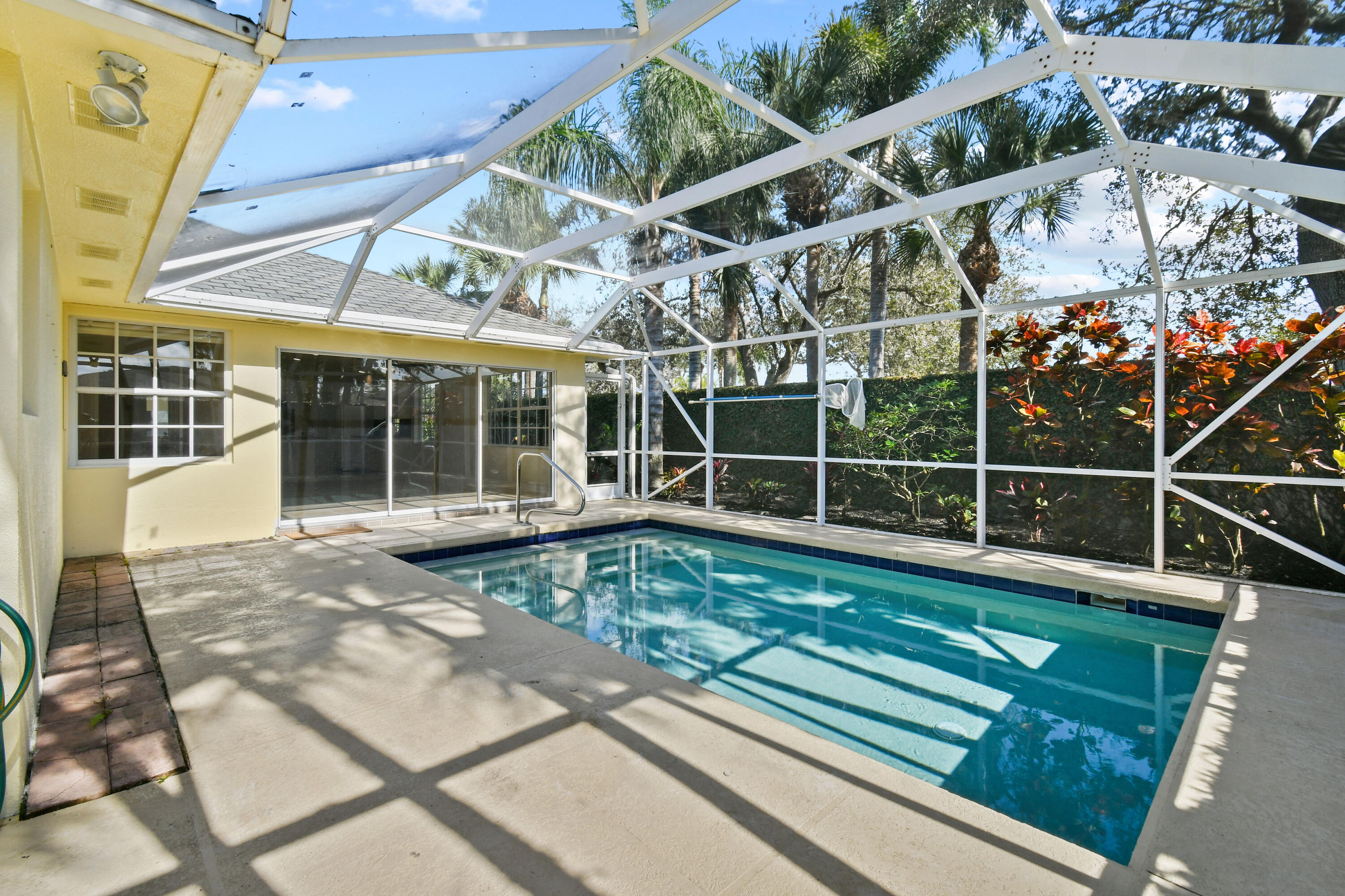 198 Brier Circle