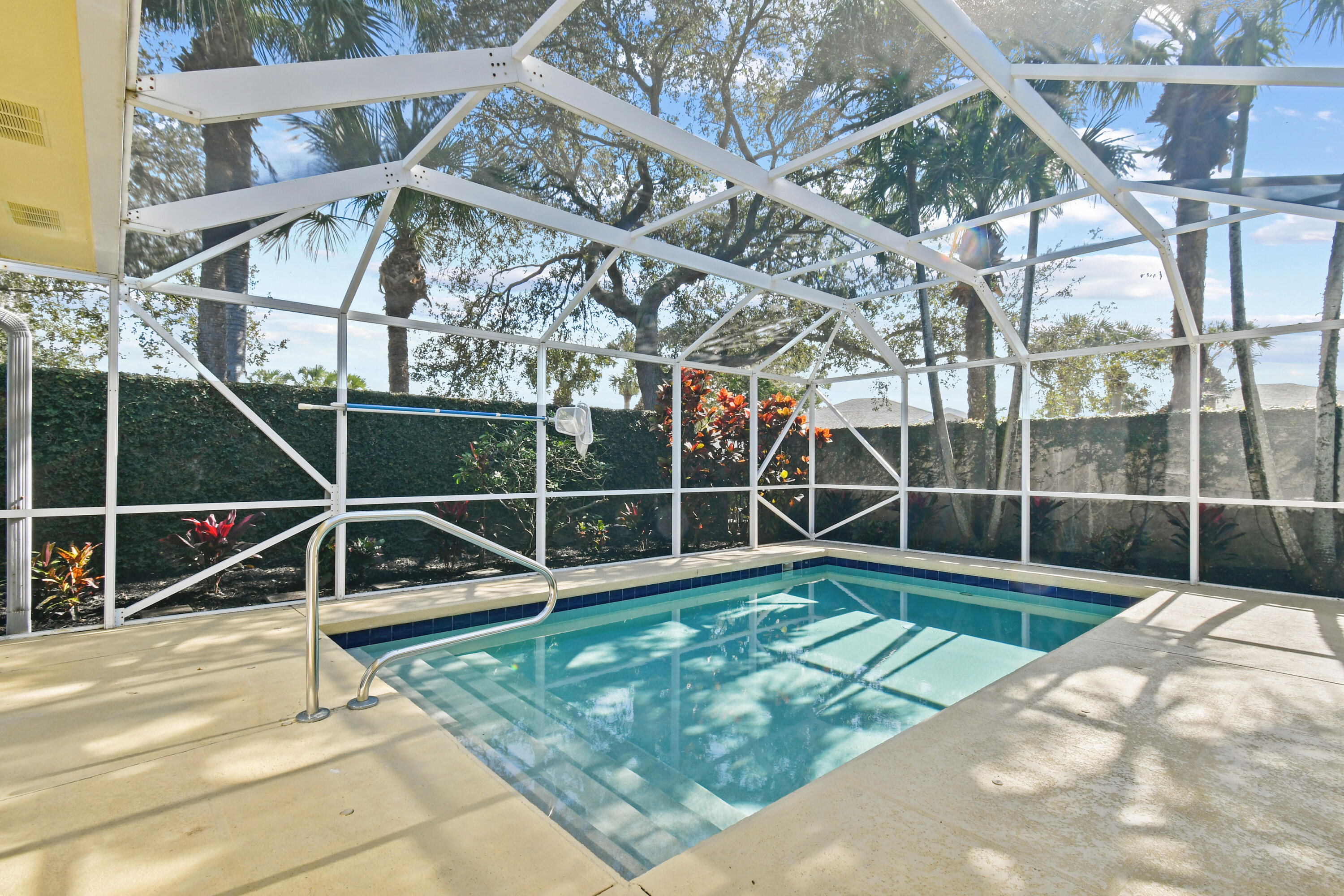 198 Brier Circle