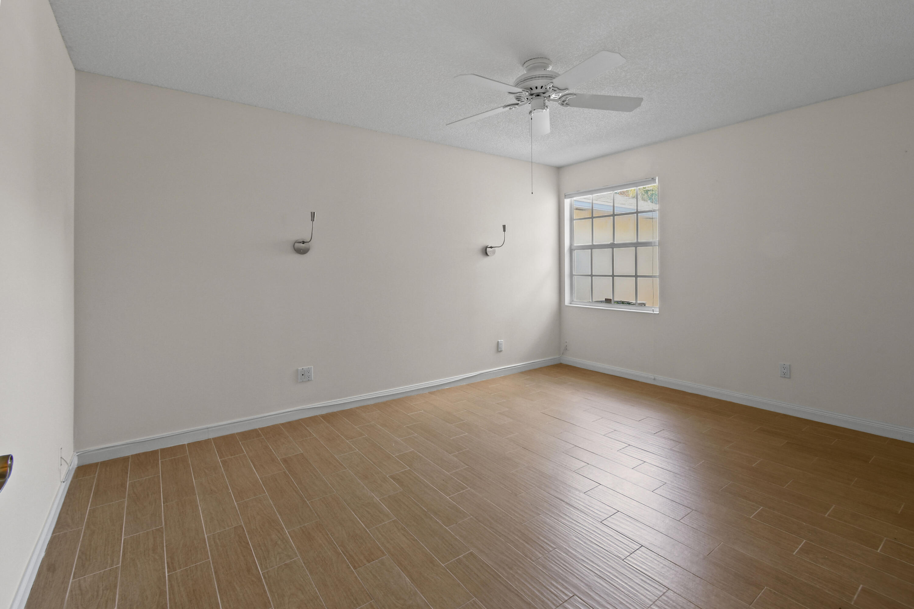 198 Brier Circle