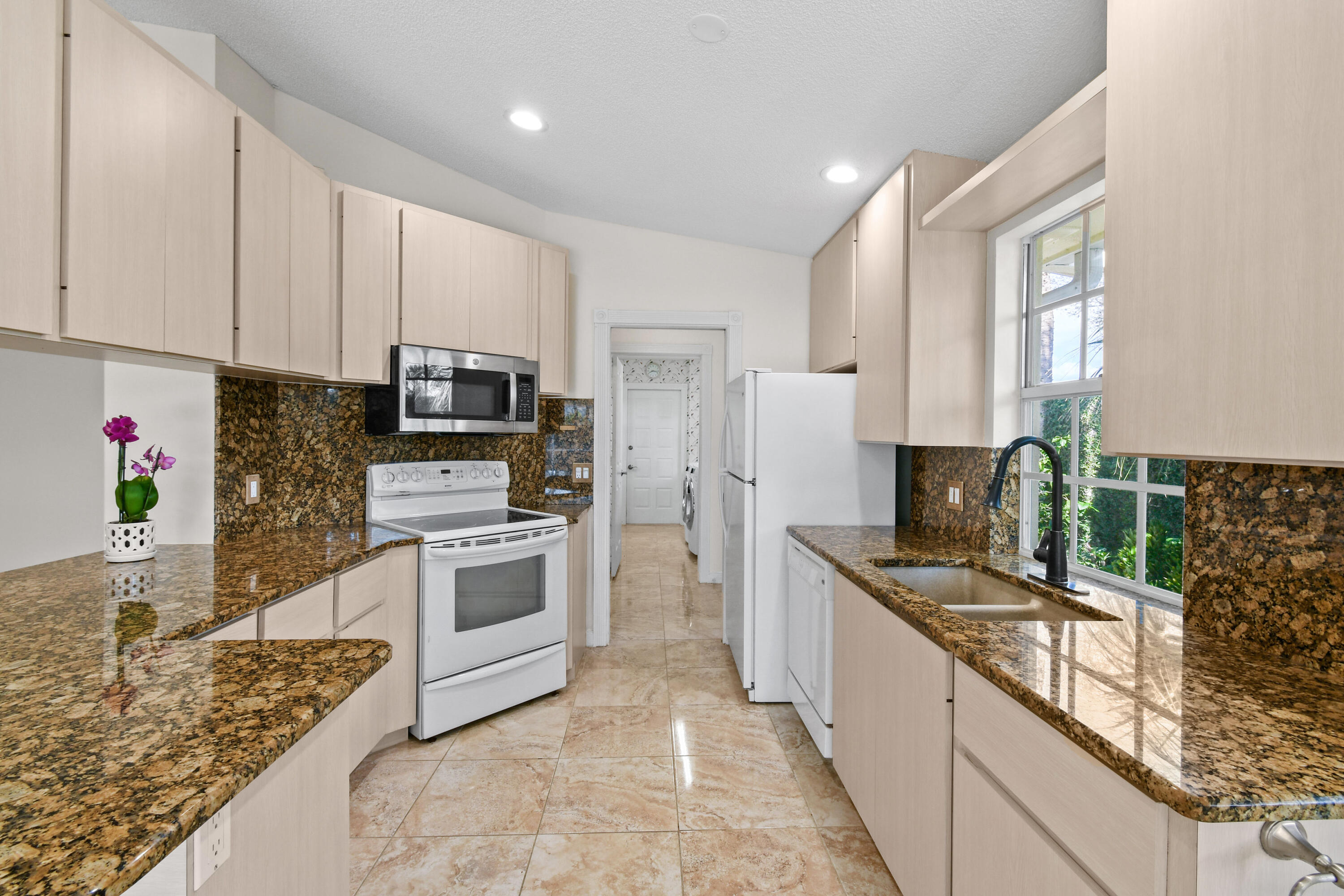 198 Brier Circle