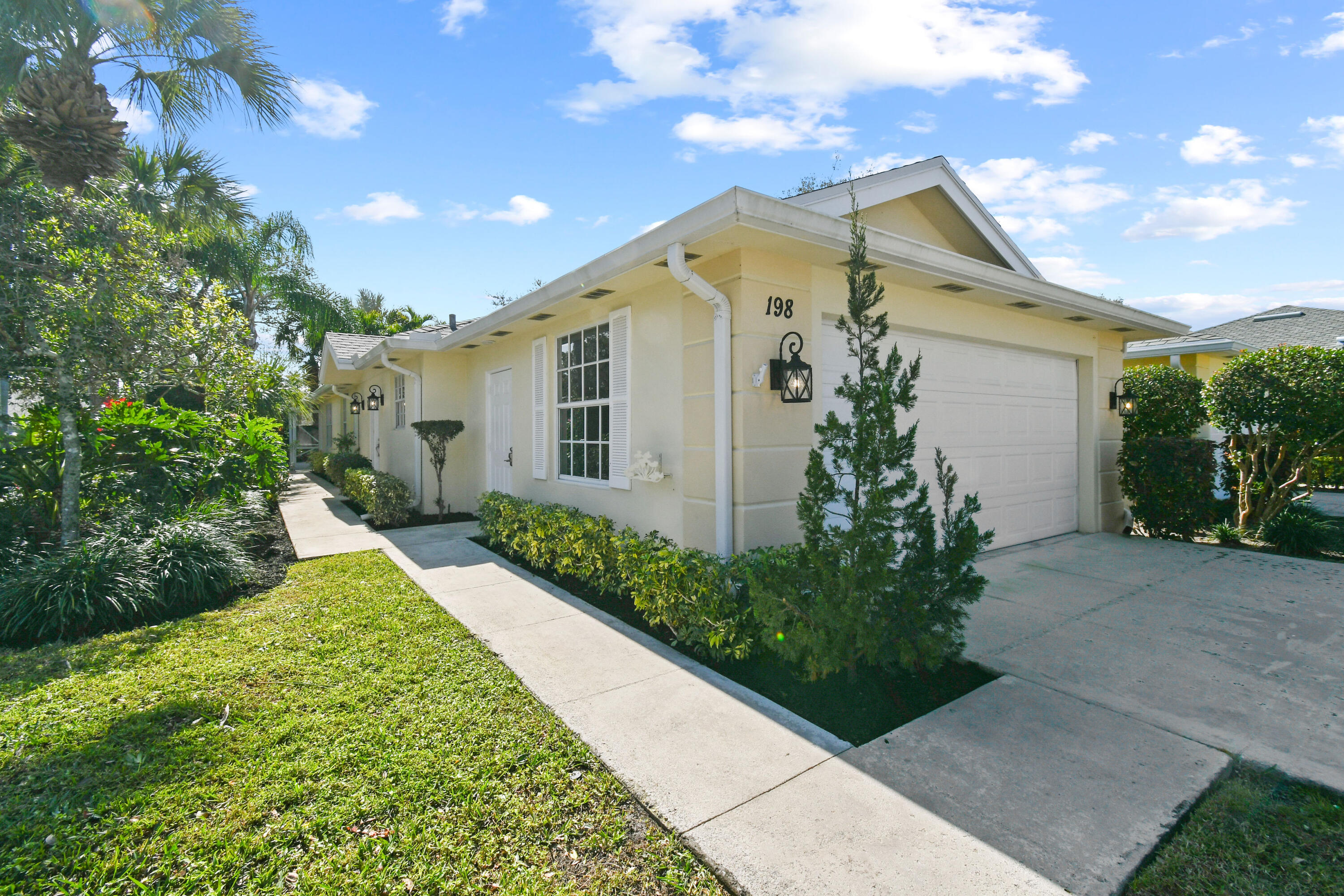 198 Brier Circle