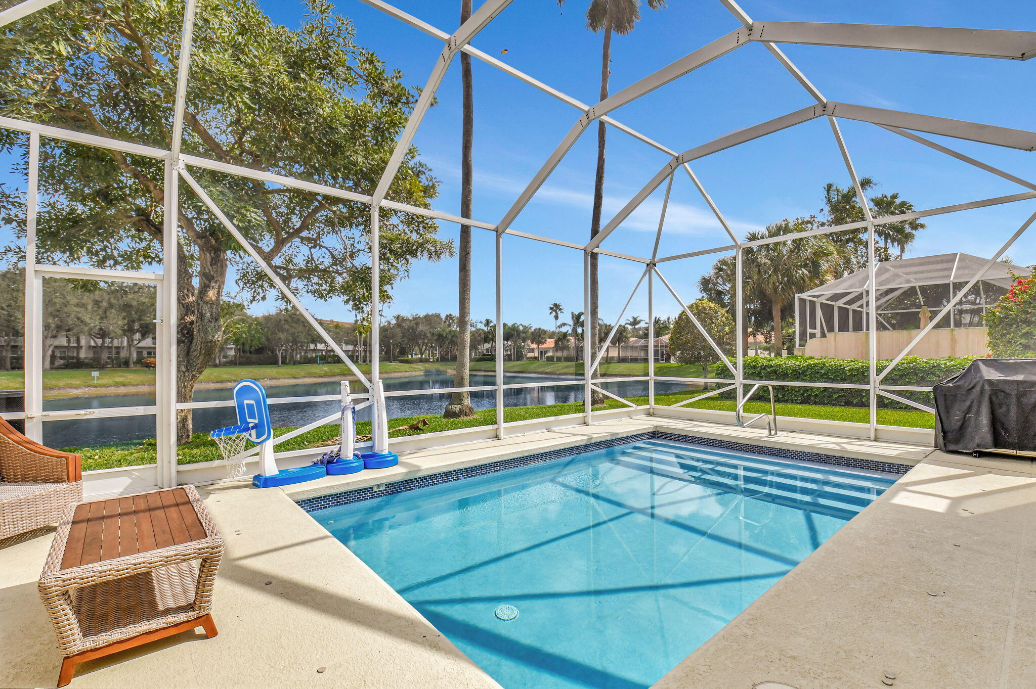 2027 Valencia Drive