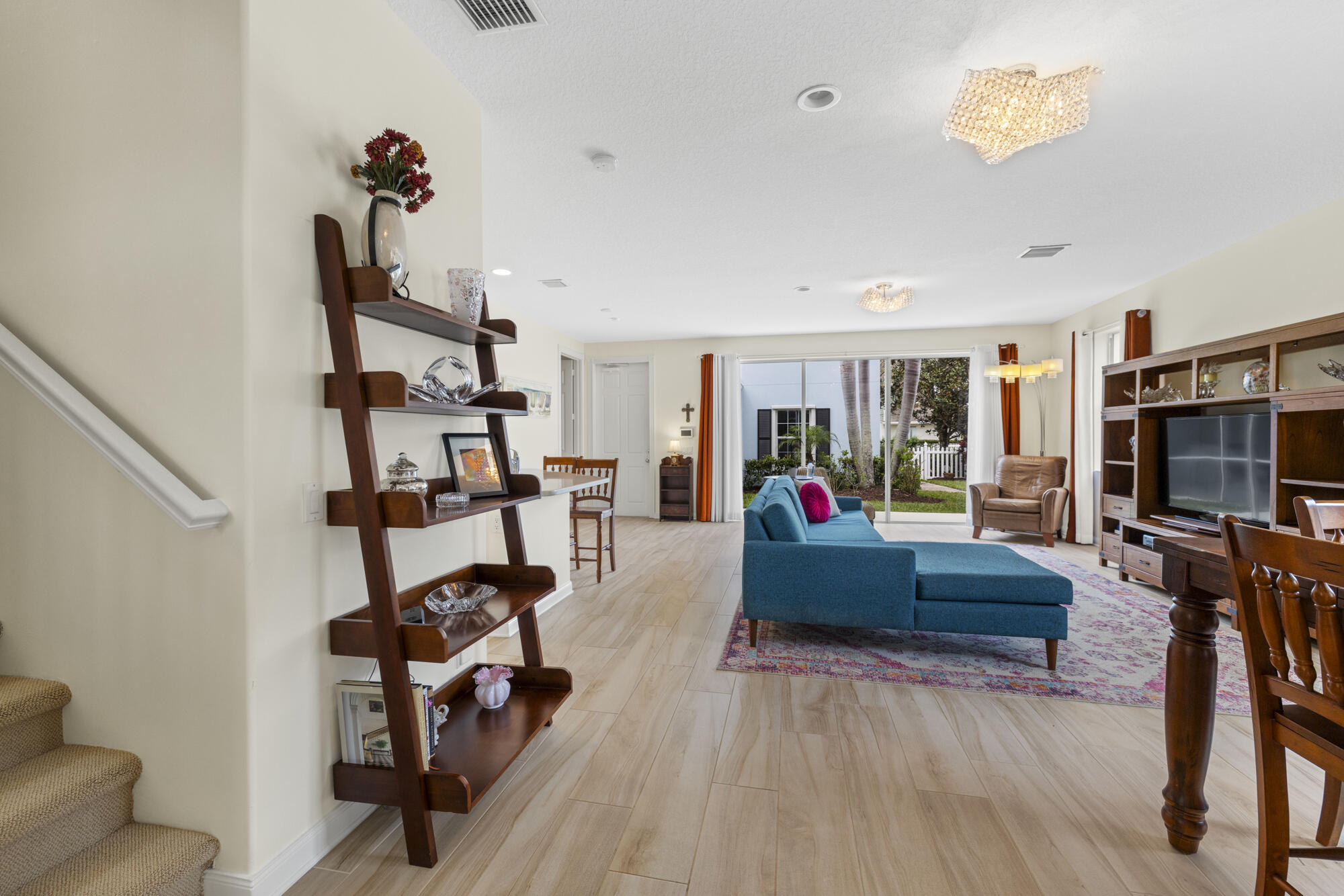 106 Bonaire Lane
