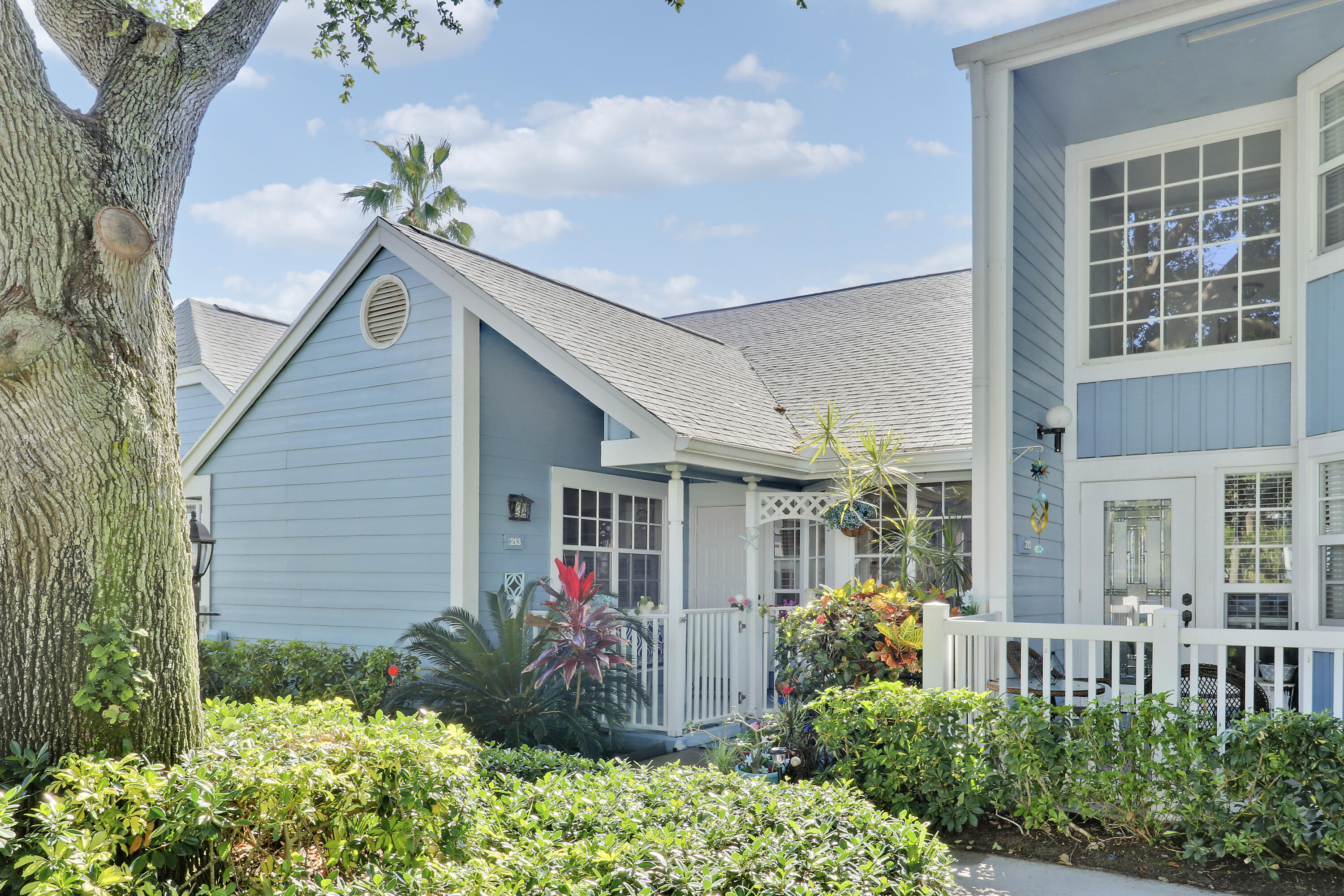 213 Ocean Dunes Circle