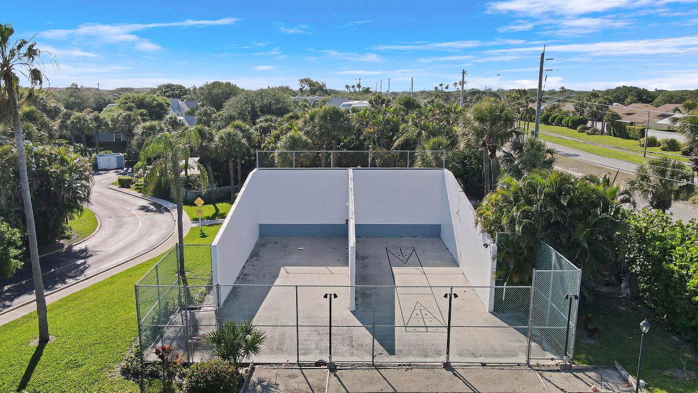 213 Ocean Dunes Circle