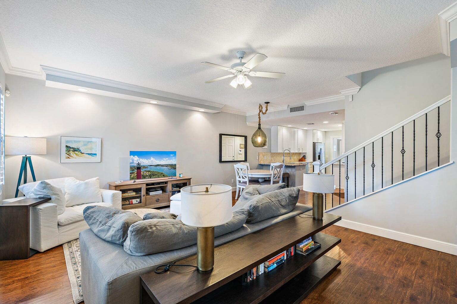 3239 E Community Drive