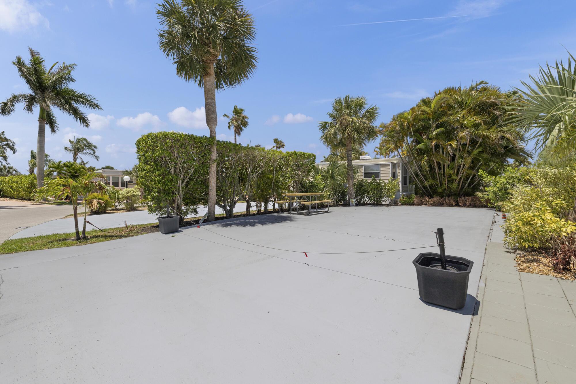 900 Juno Ocean Walk B15