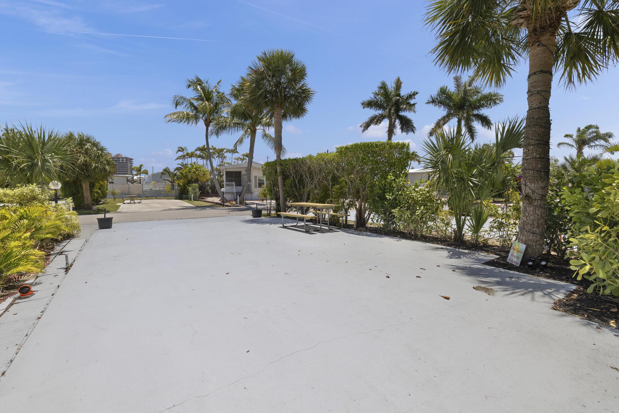 900 Juno Ocean Walk B15