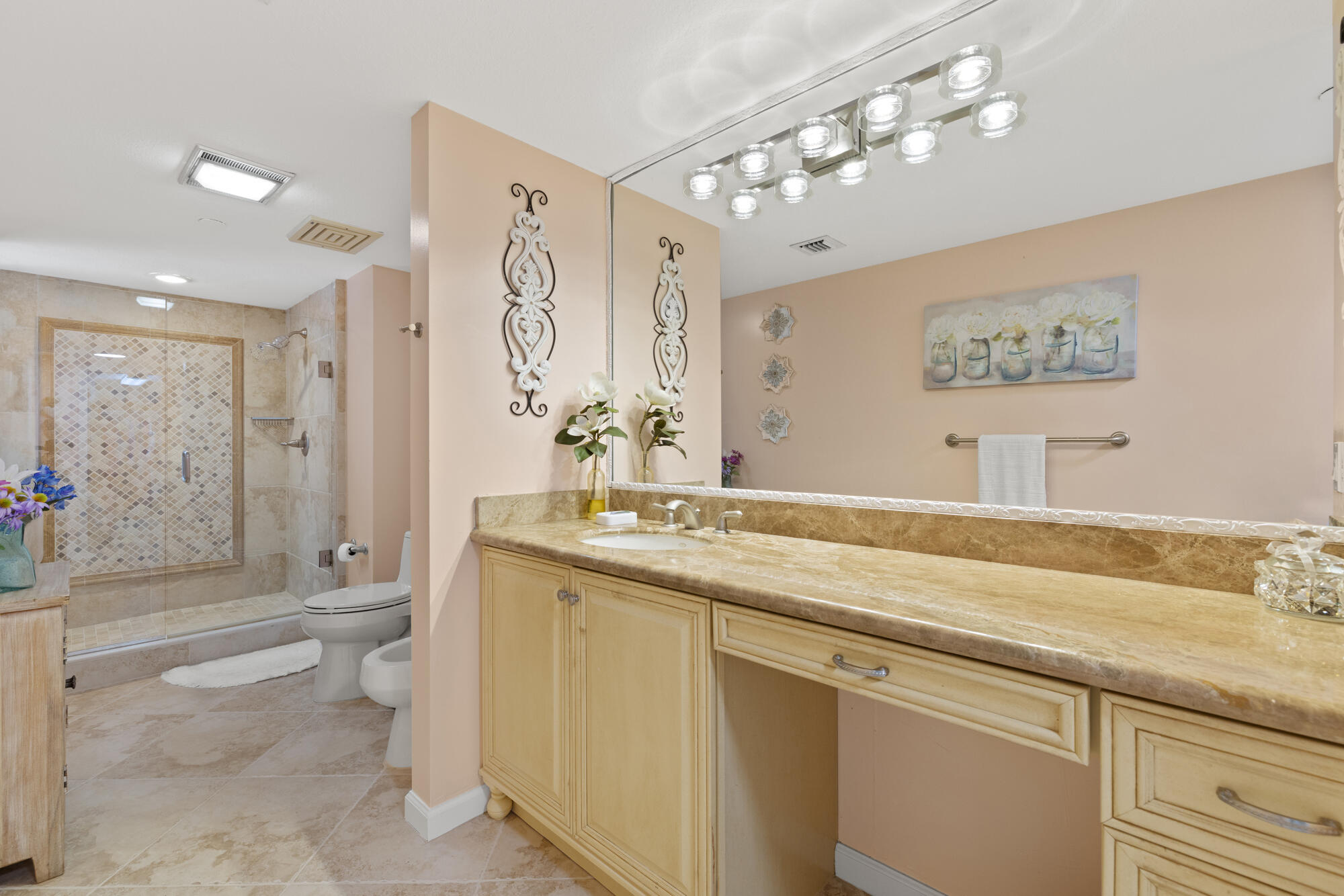 4000 N Ocean Drive 403
