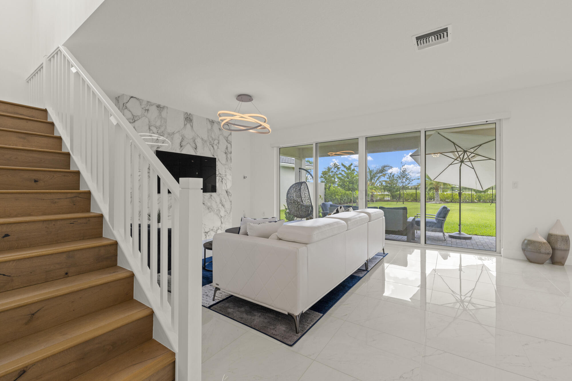 19486 Broad Shore Walk