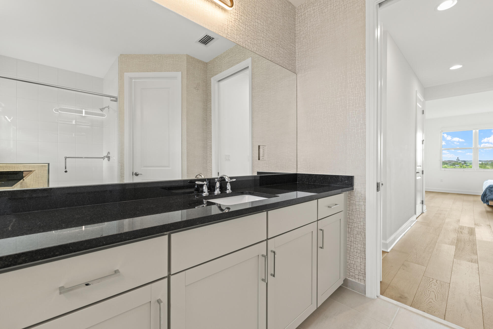 19486 Broad Shore Walk
