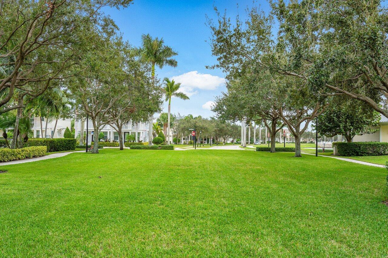 1463 N Jeaga Drive
