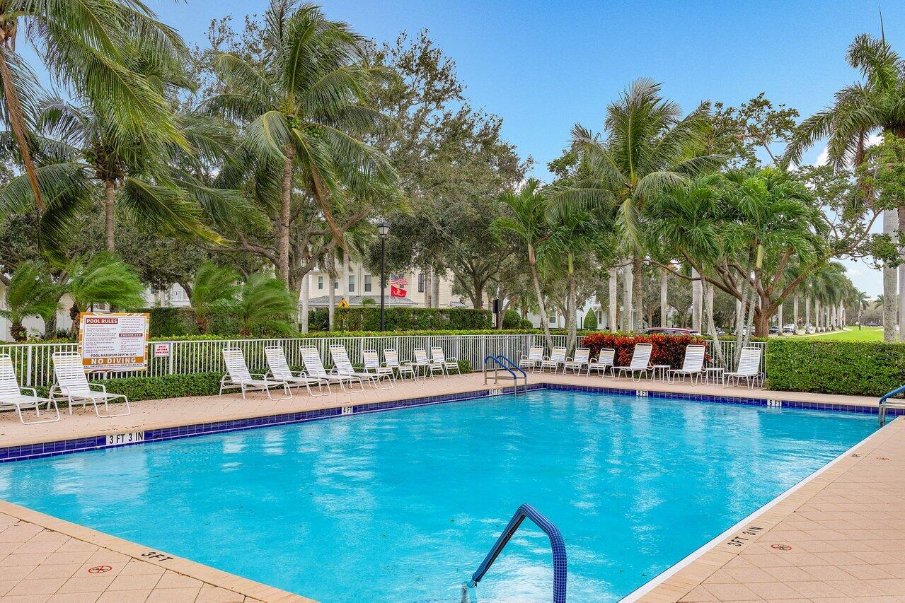 1463 N Jeaga Drive