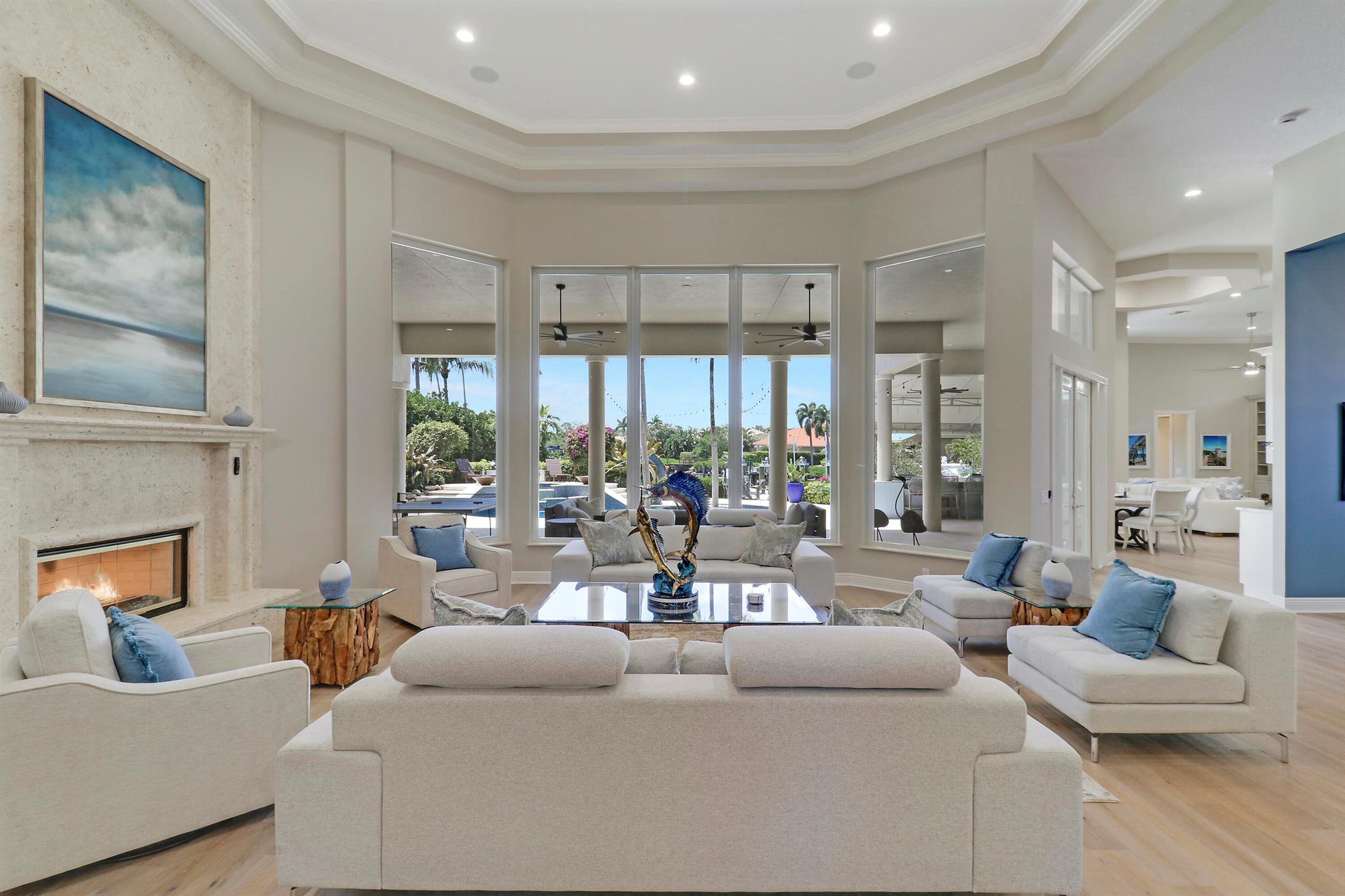 18808 SE Windward Island Lane