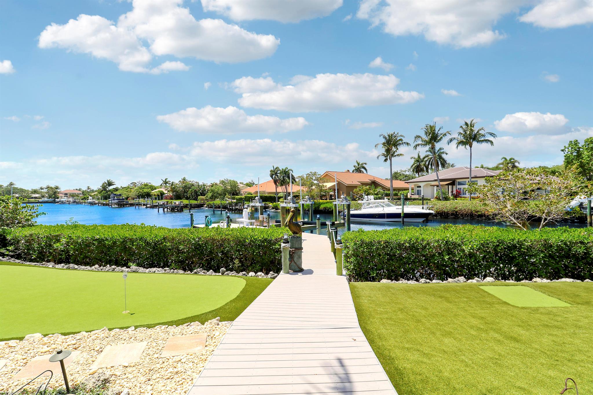 18808 SE Windward Island Lane