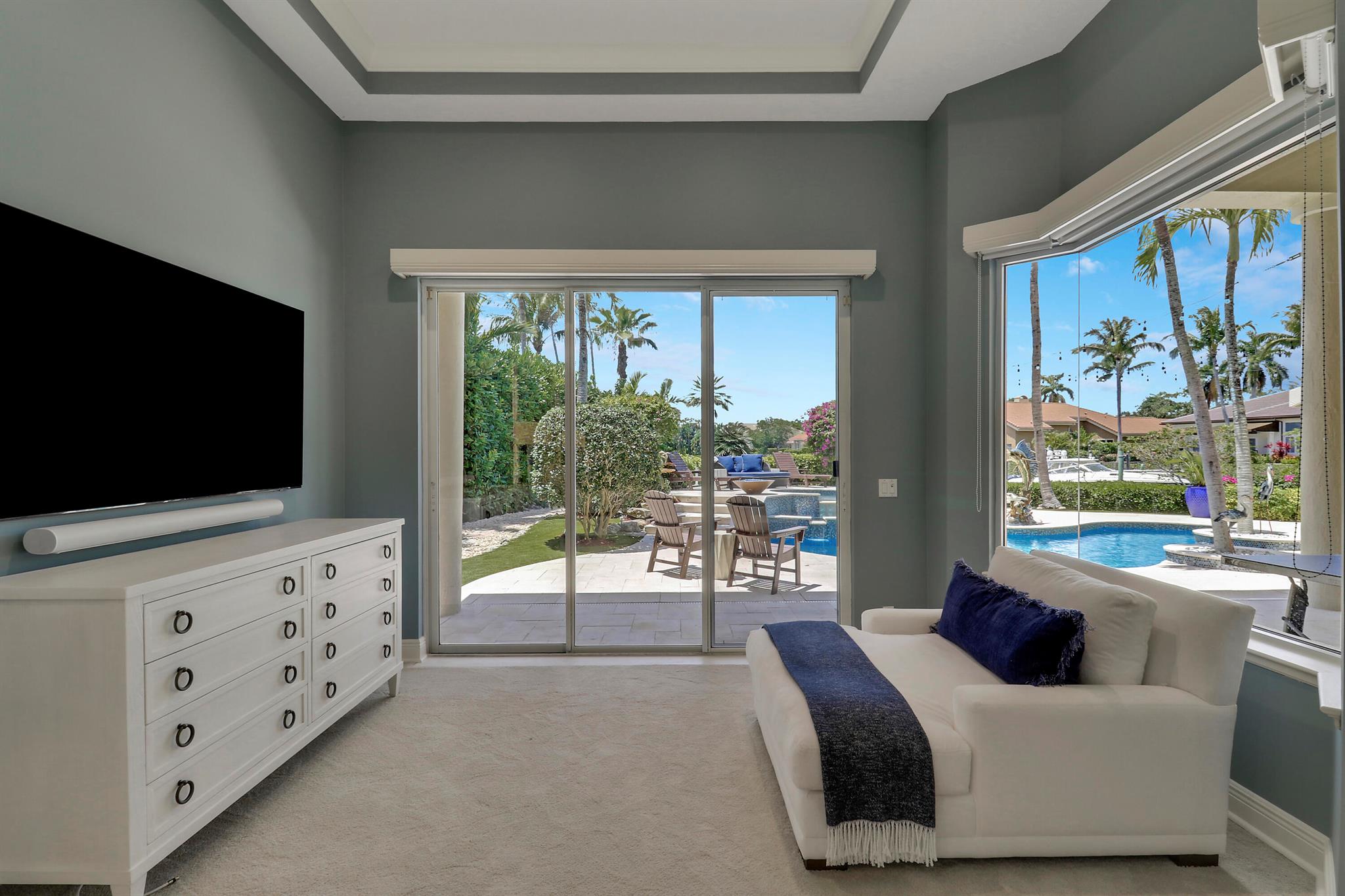 18808 SE Windward Island Lane