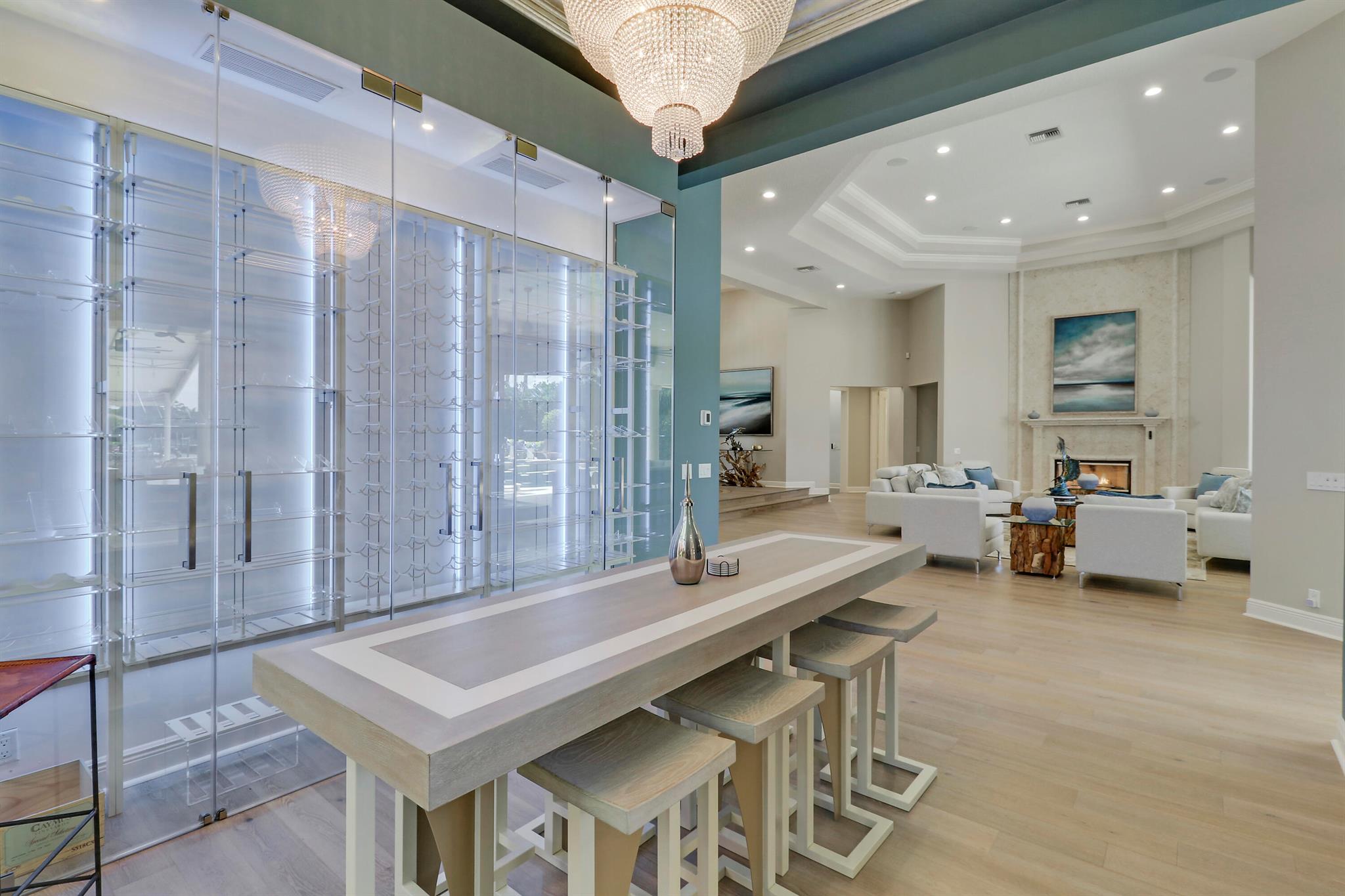 18808 SE Windward Island Lane