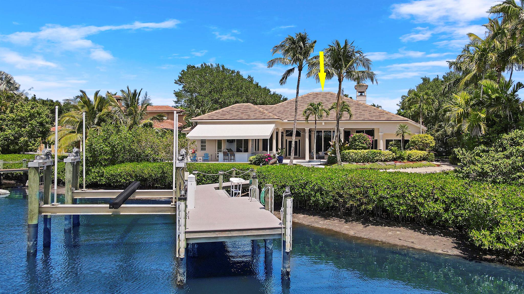 18808 SE Windward Island Lane