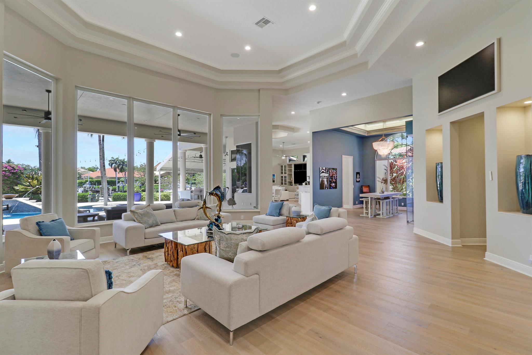 18808 SE Windward Island Lane