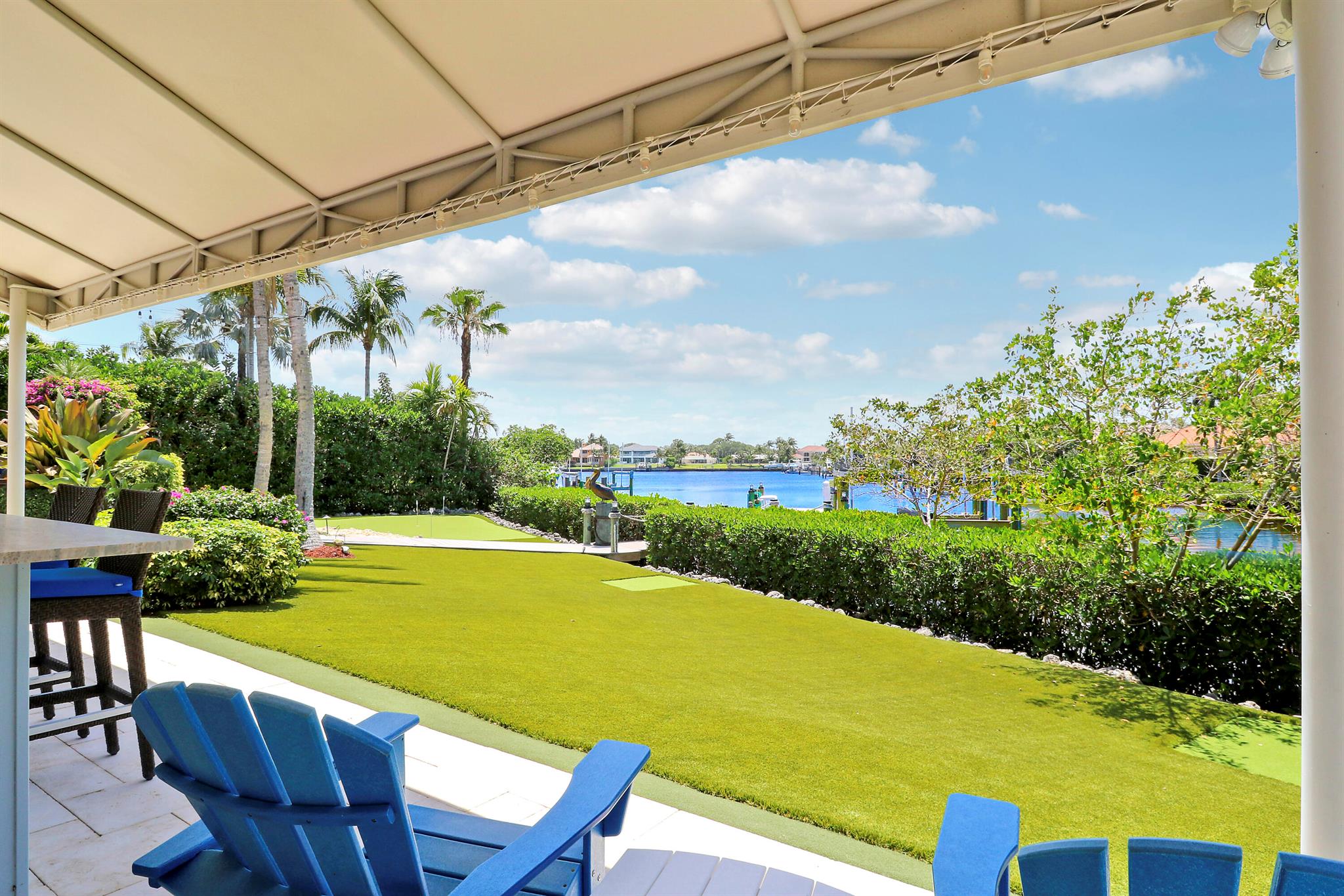 18808 SE Windward Island Lane