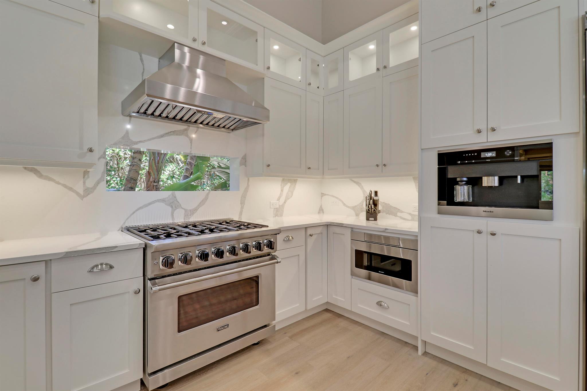 18808 SE Windward Island Lane