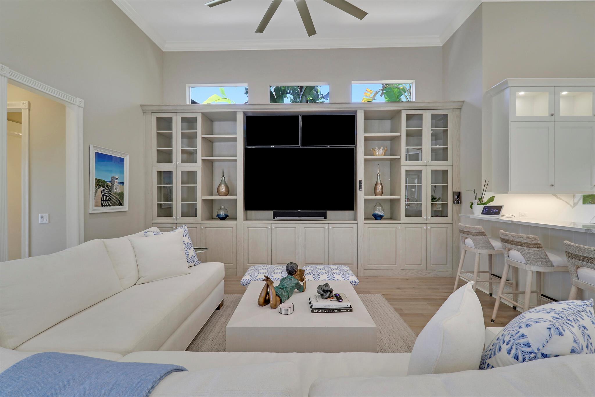 18808 SE Windward Island Lane