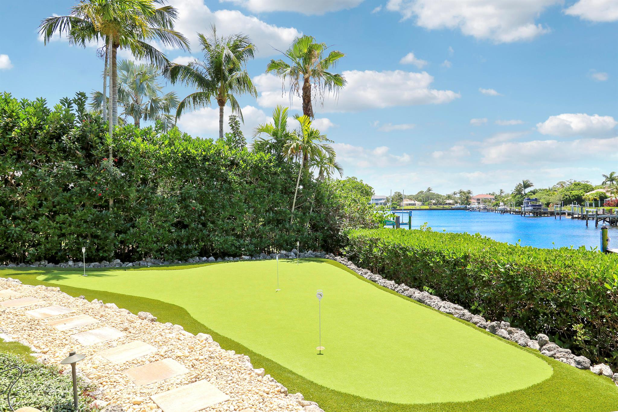 18808 SE Windward Island Lane