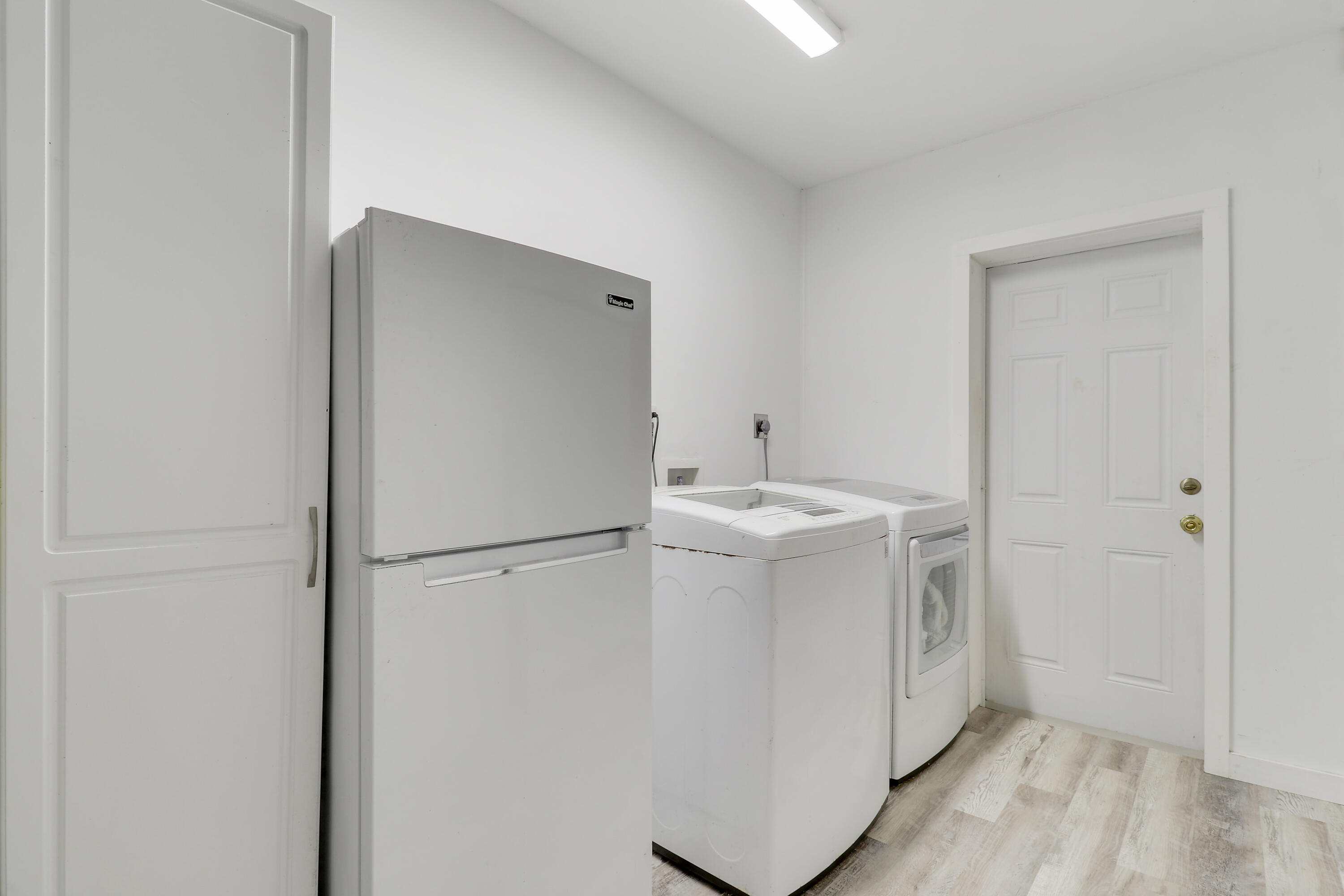 612 Oak Ter Terrace