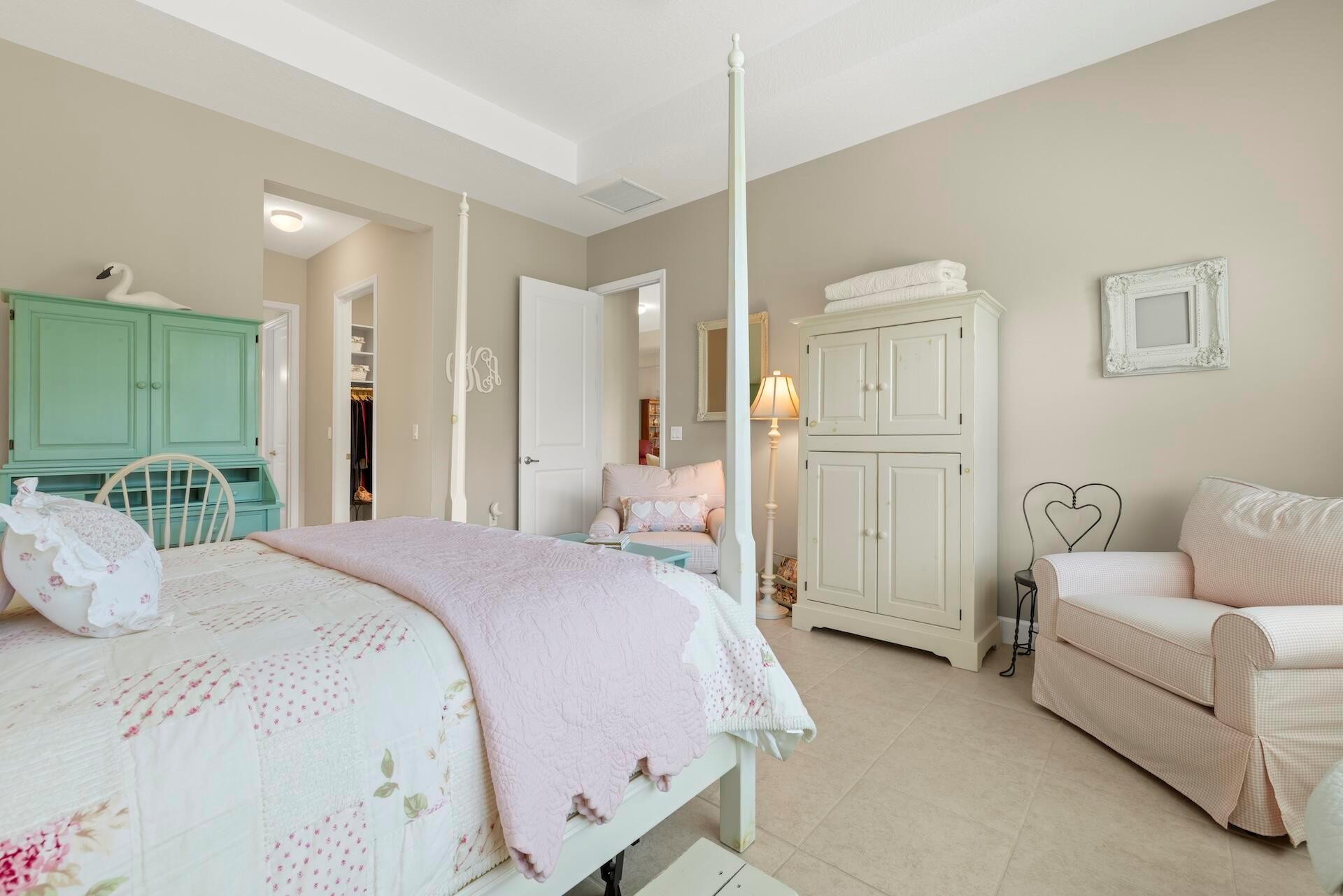 11869 SW Marigold Lakes Drive