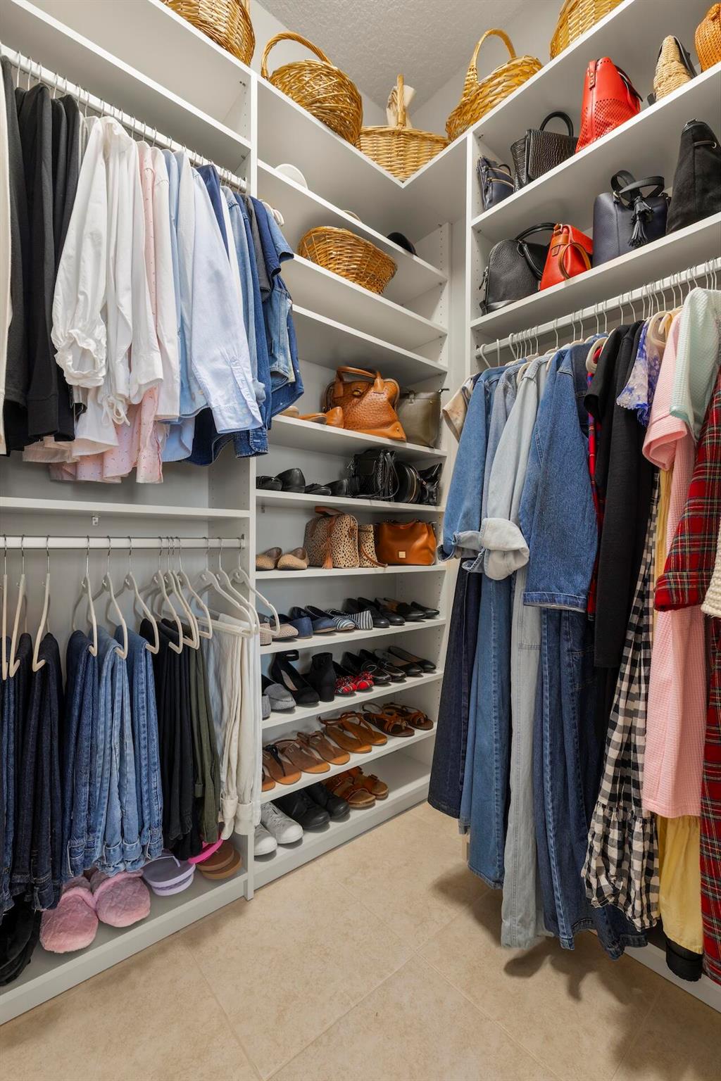 11869 SW Marigold Lakes Drive