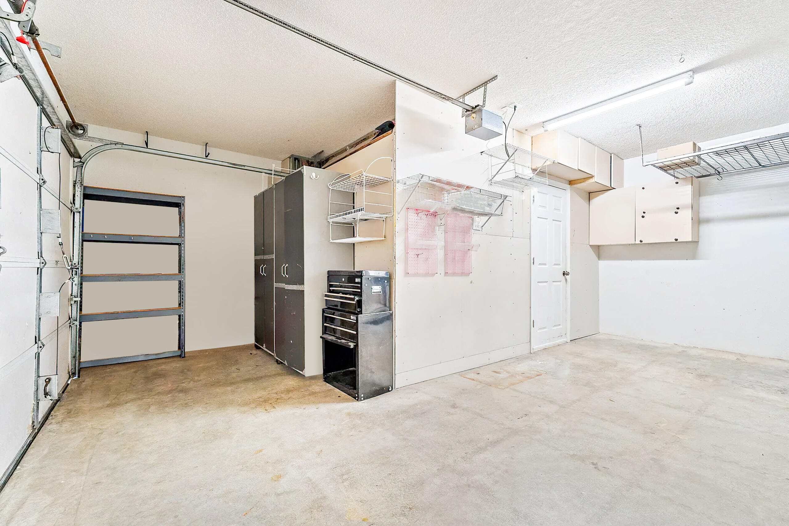 216 E Tall Oaks Circle