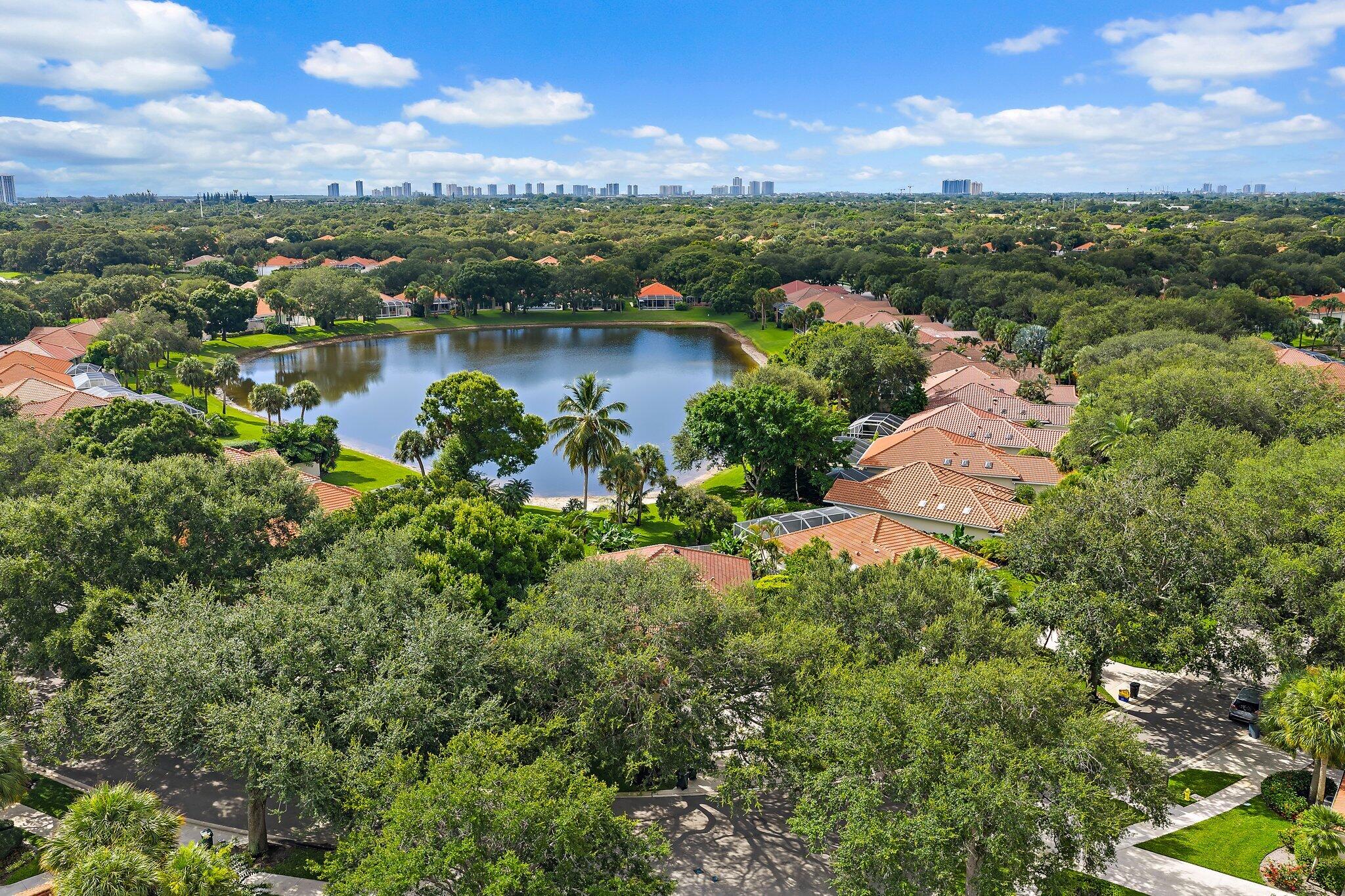 216 E Tall Oaks Circle