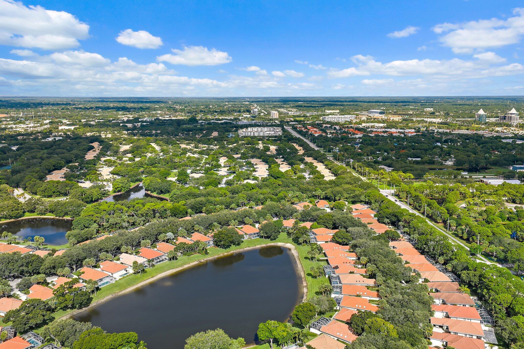 216 E Tall Oaks Circle