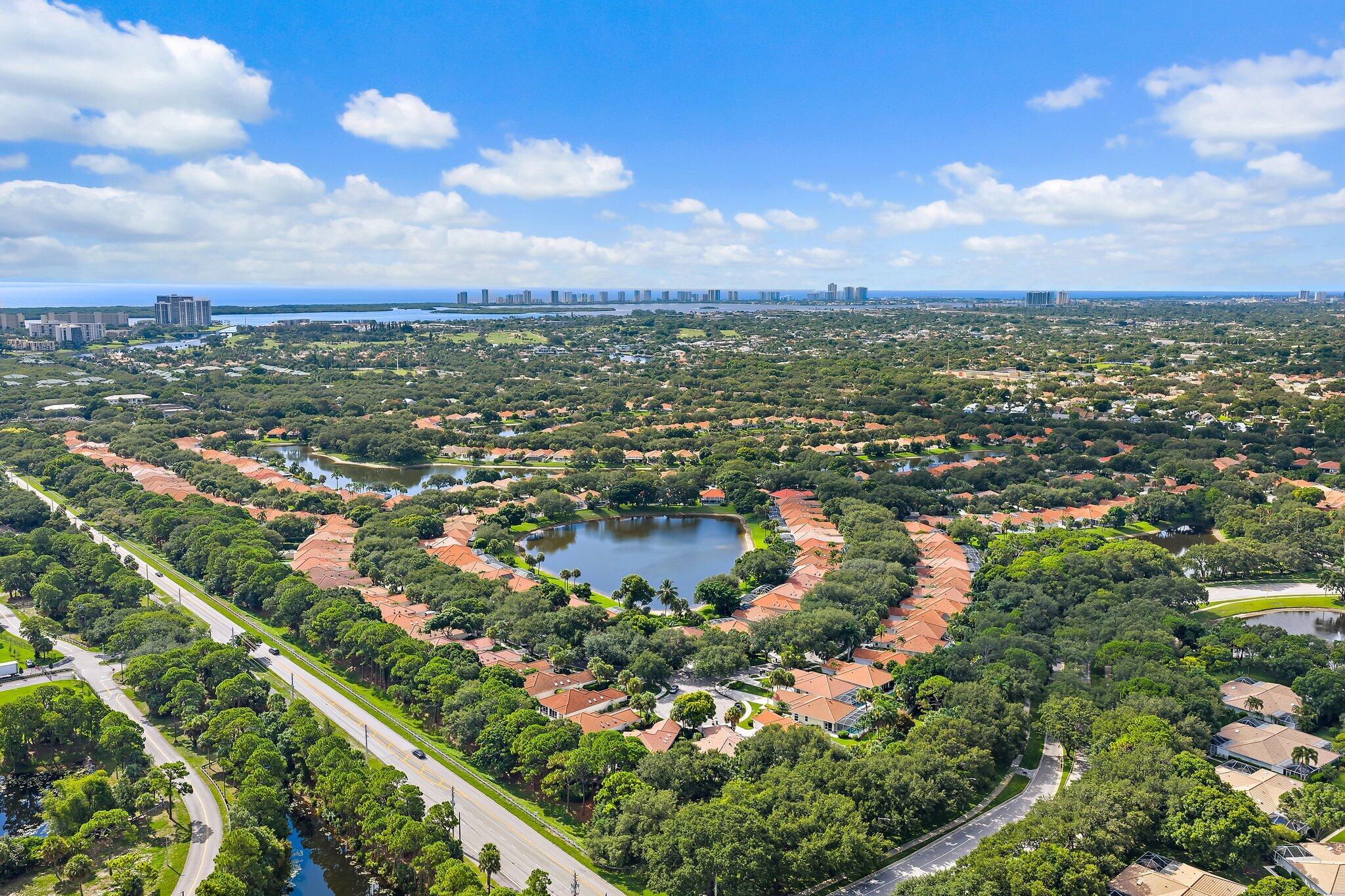 216 E Tall Oaks Circle