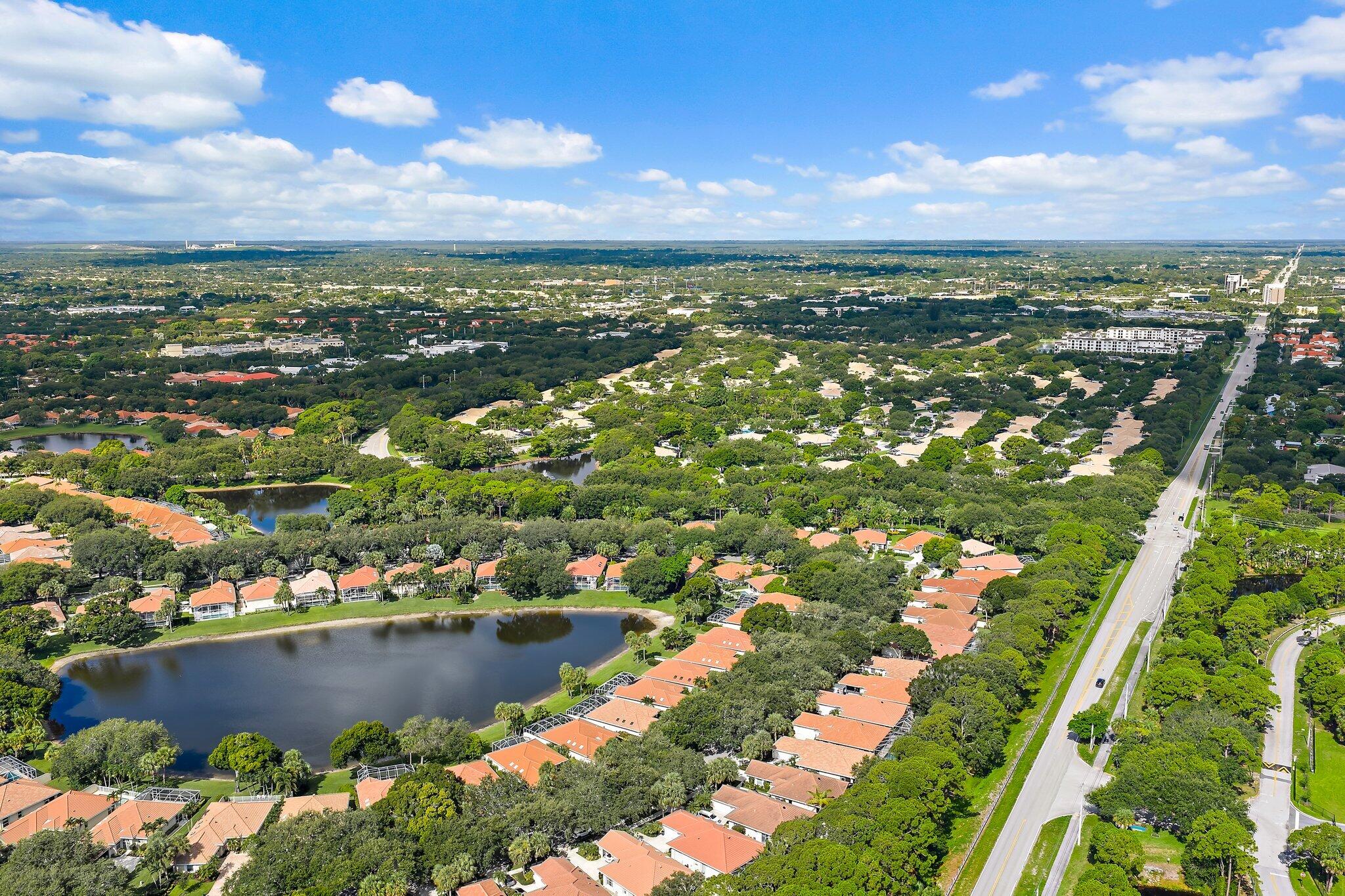 216 E Tall Oaks Circle
