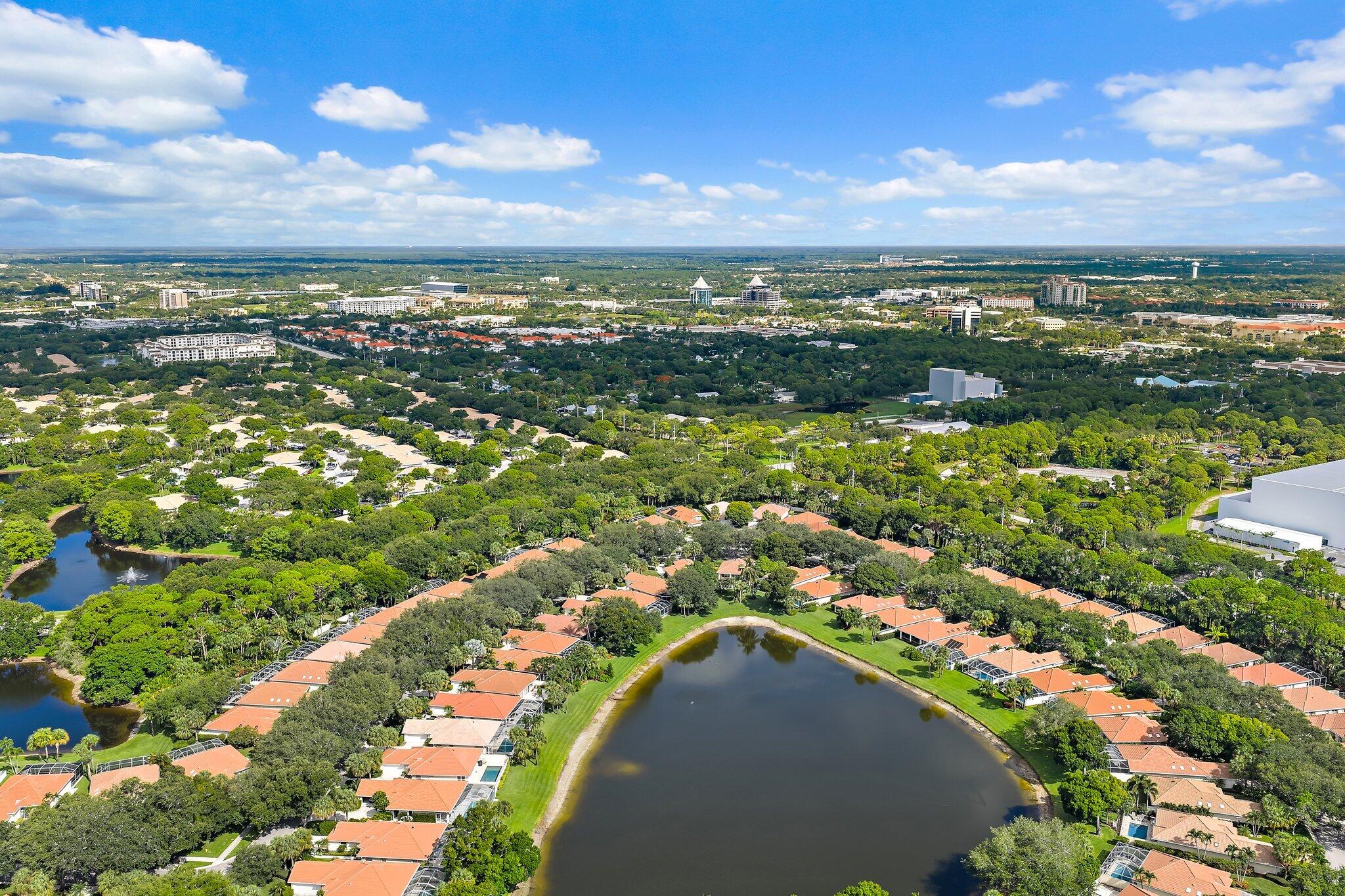 216 E Tall Oaks Circle