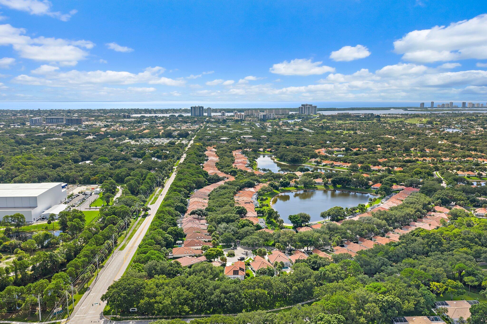 216 E Tall Oaks Circle