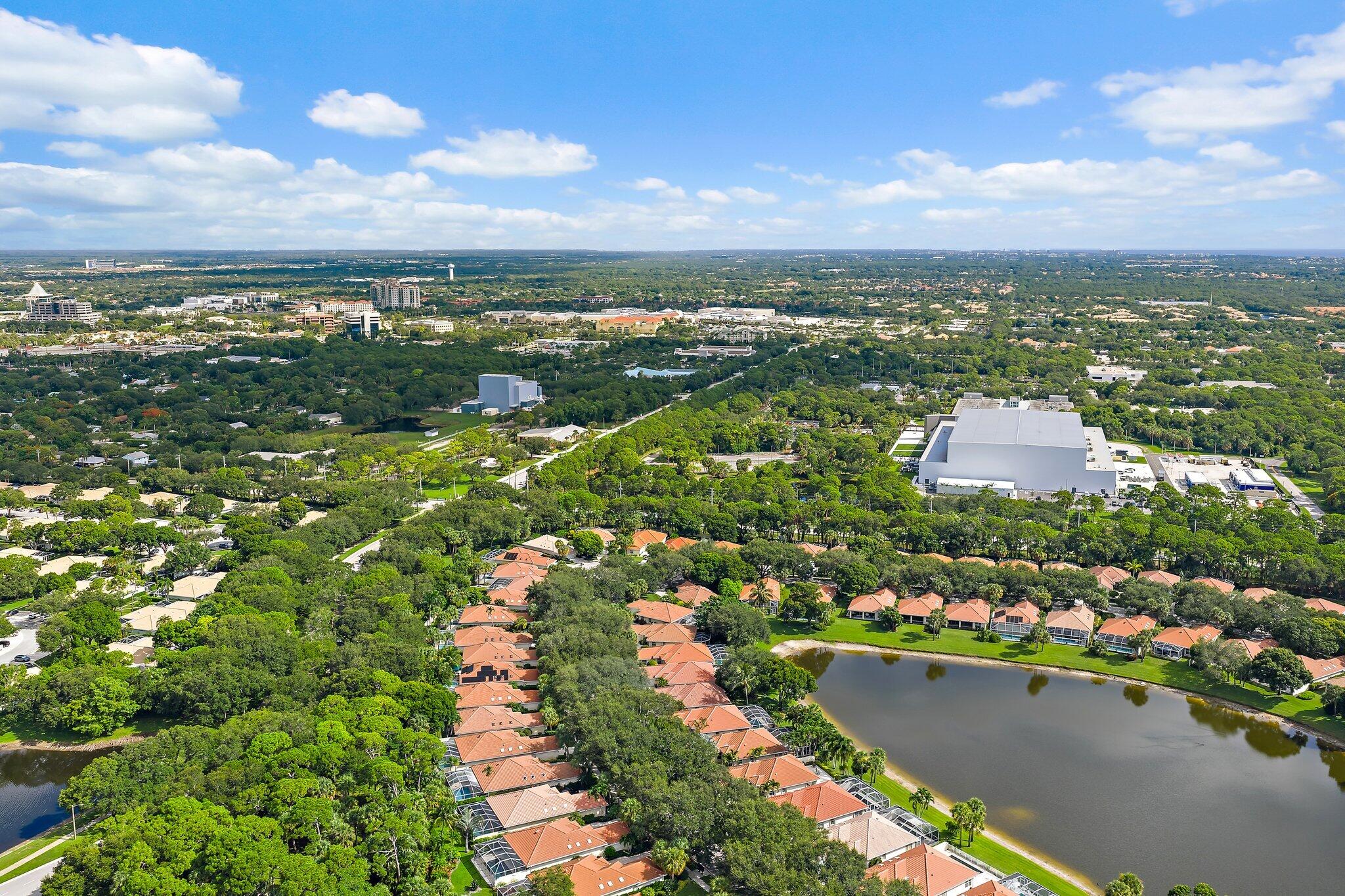216 E Tall Oaks Circle