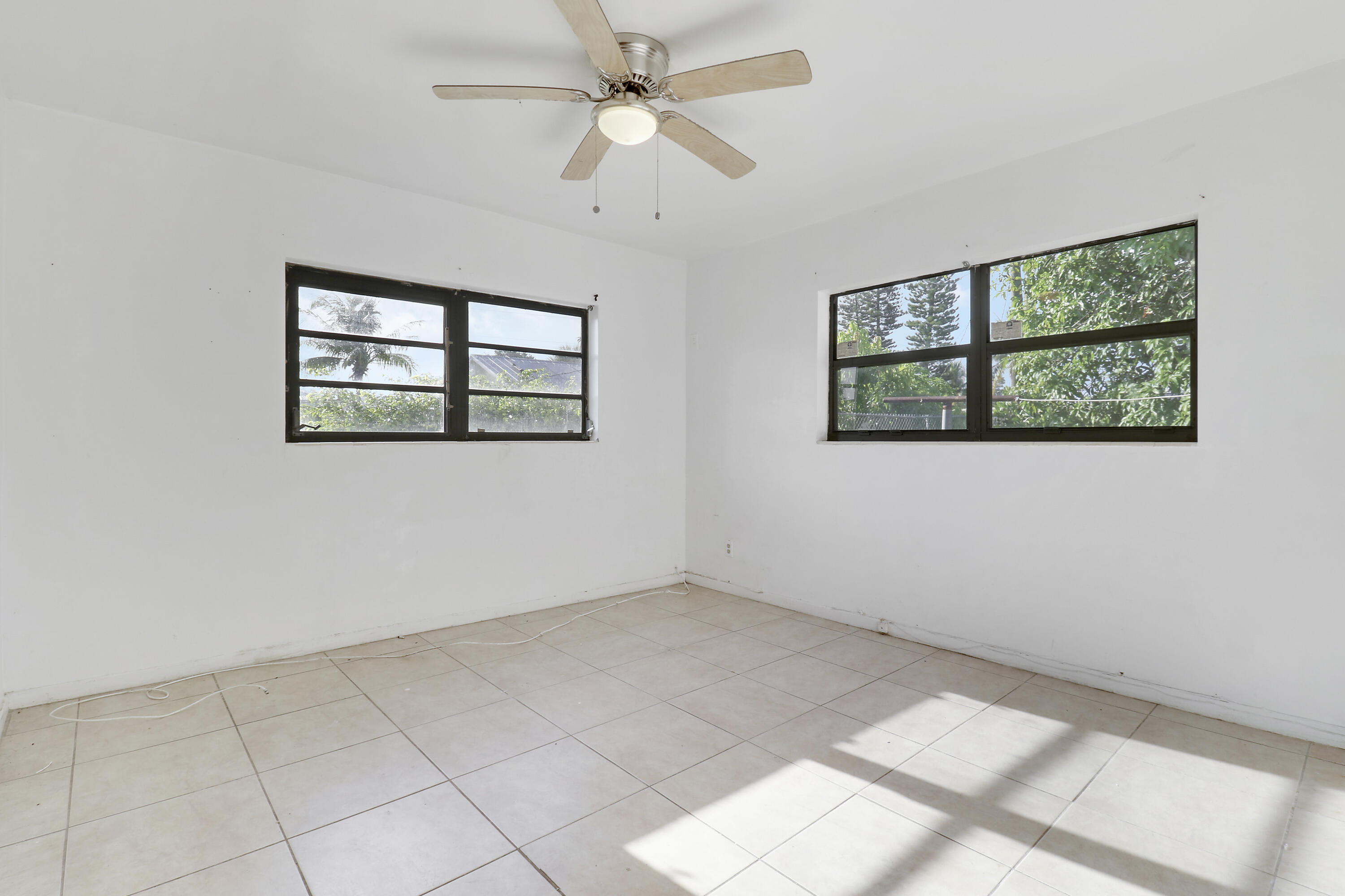 110 NW 5th Court