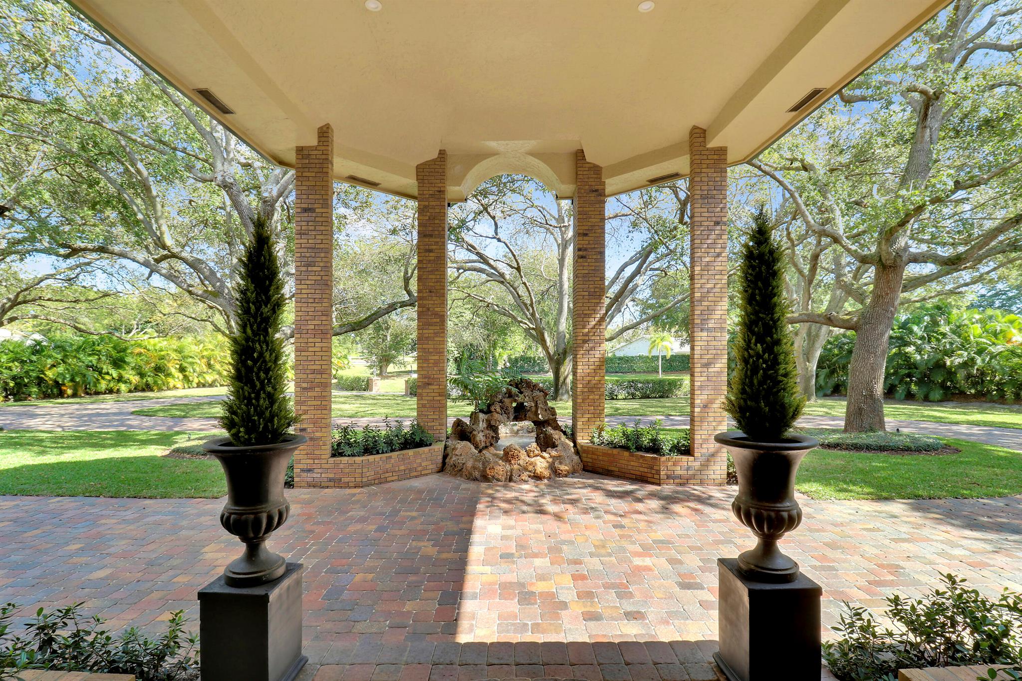 5840 Sea Biscuit Road