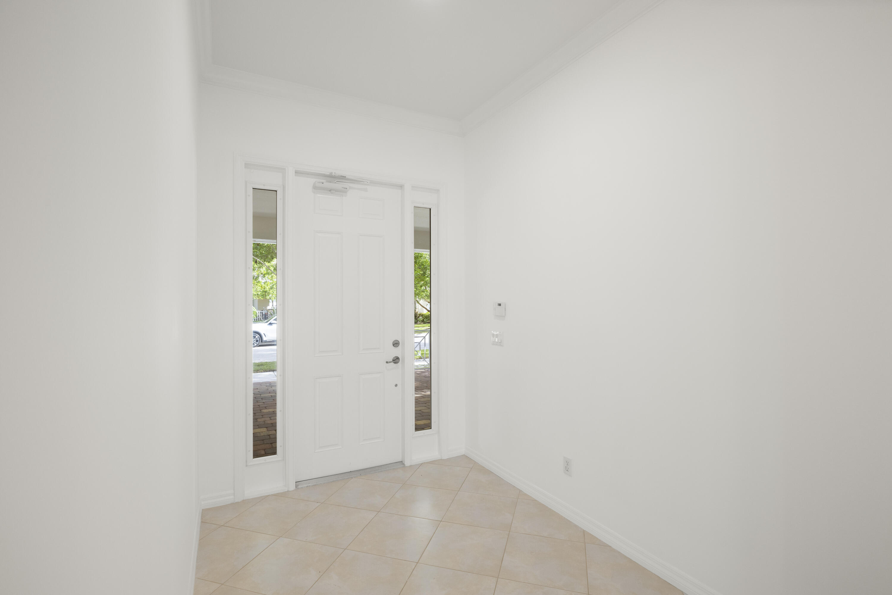 2700 Sunbury Drive