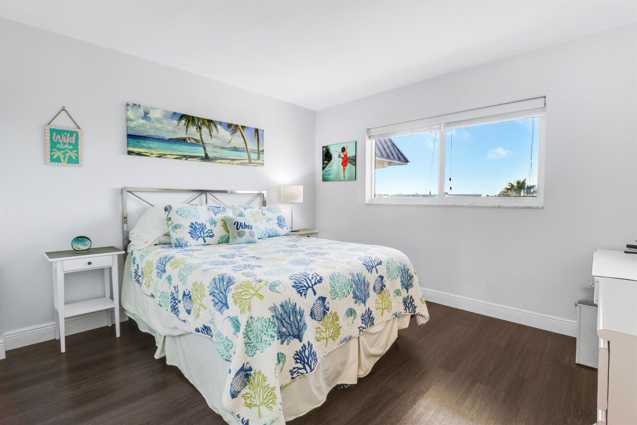 52 Yacht Club Drive 402