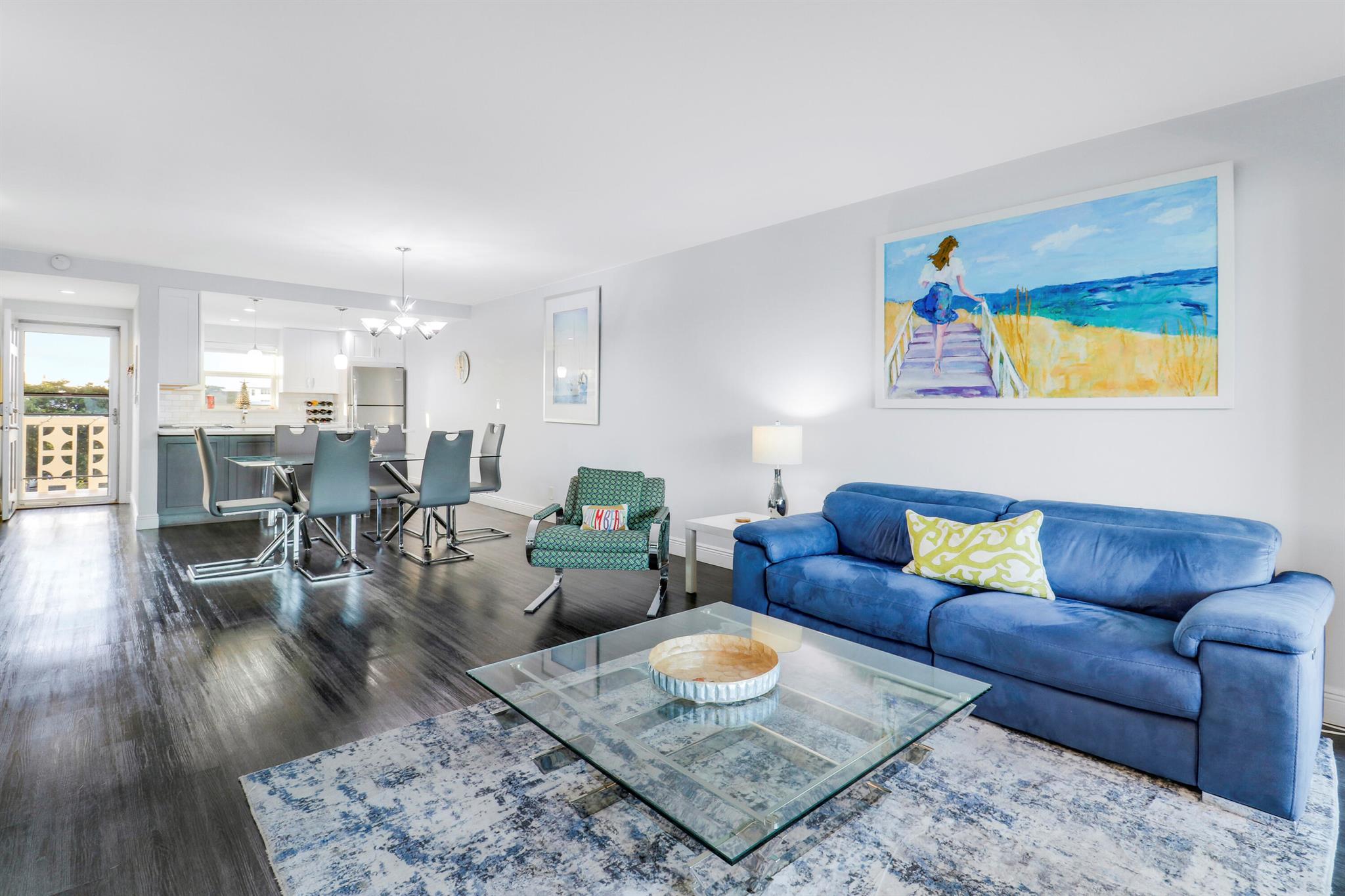 52 Yacht Club Drive 402