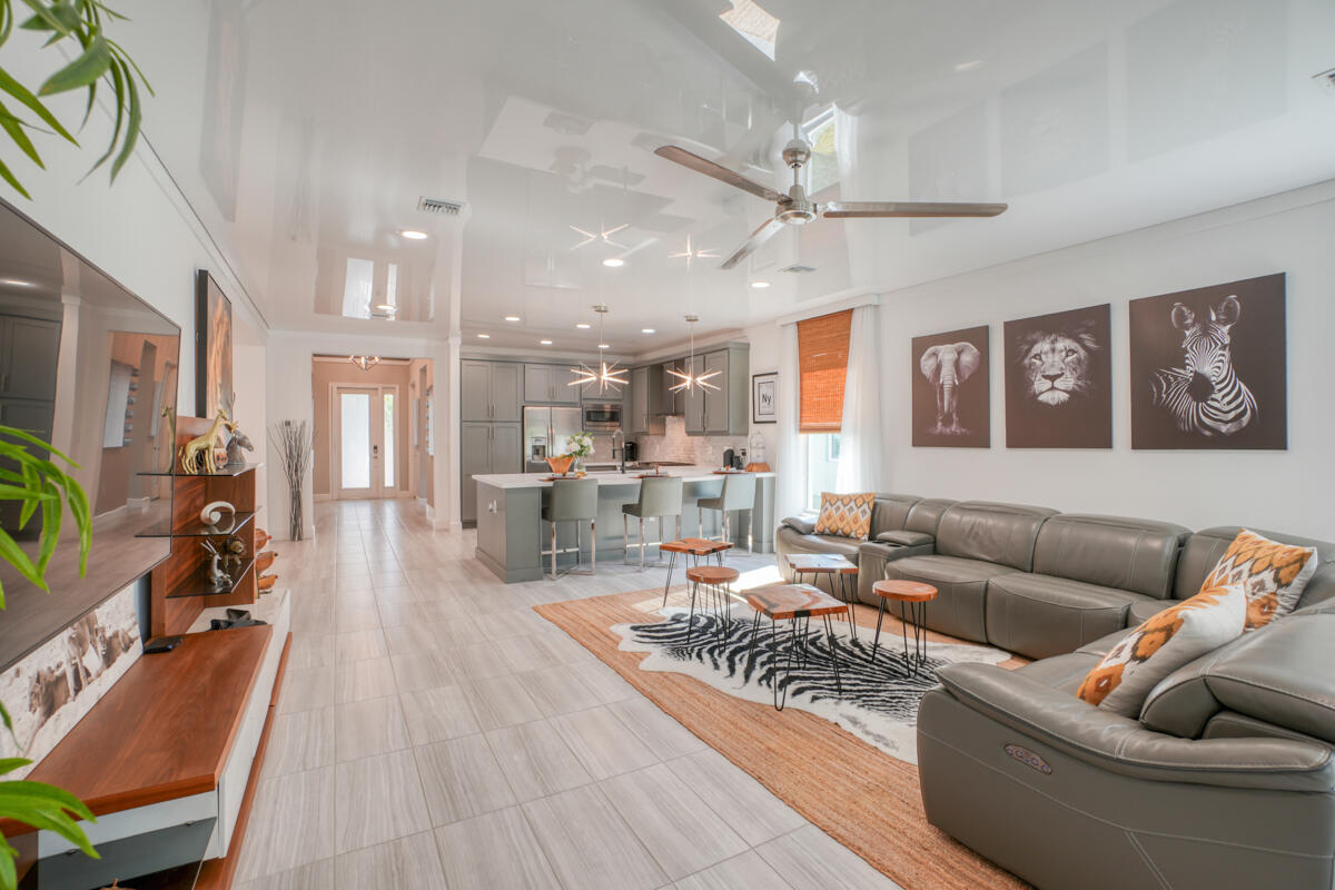 11739 SW Waterford Isle Way, Port St. Lucie